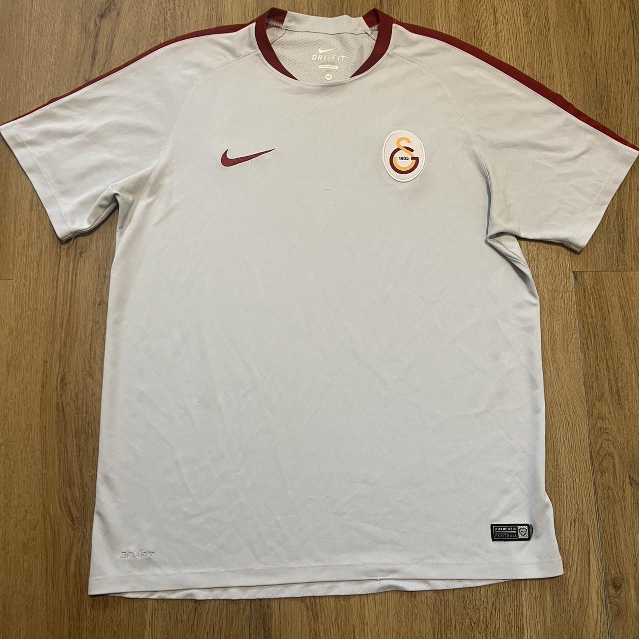 Nike 2016-17 Galatasaray home shirt by Nike Turkey Size US XL / EU 56 / 4 - 1 Thumbnail