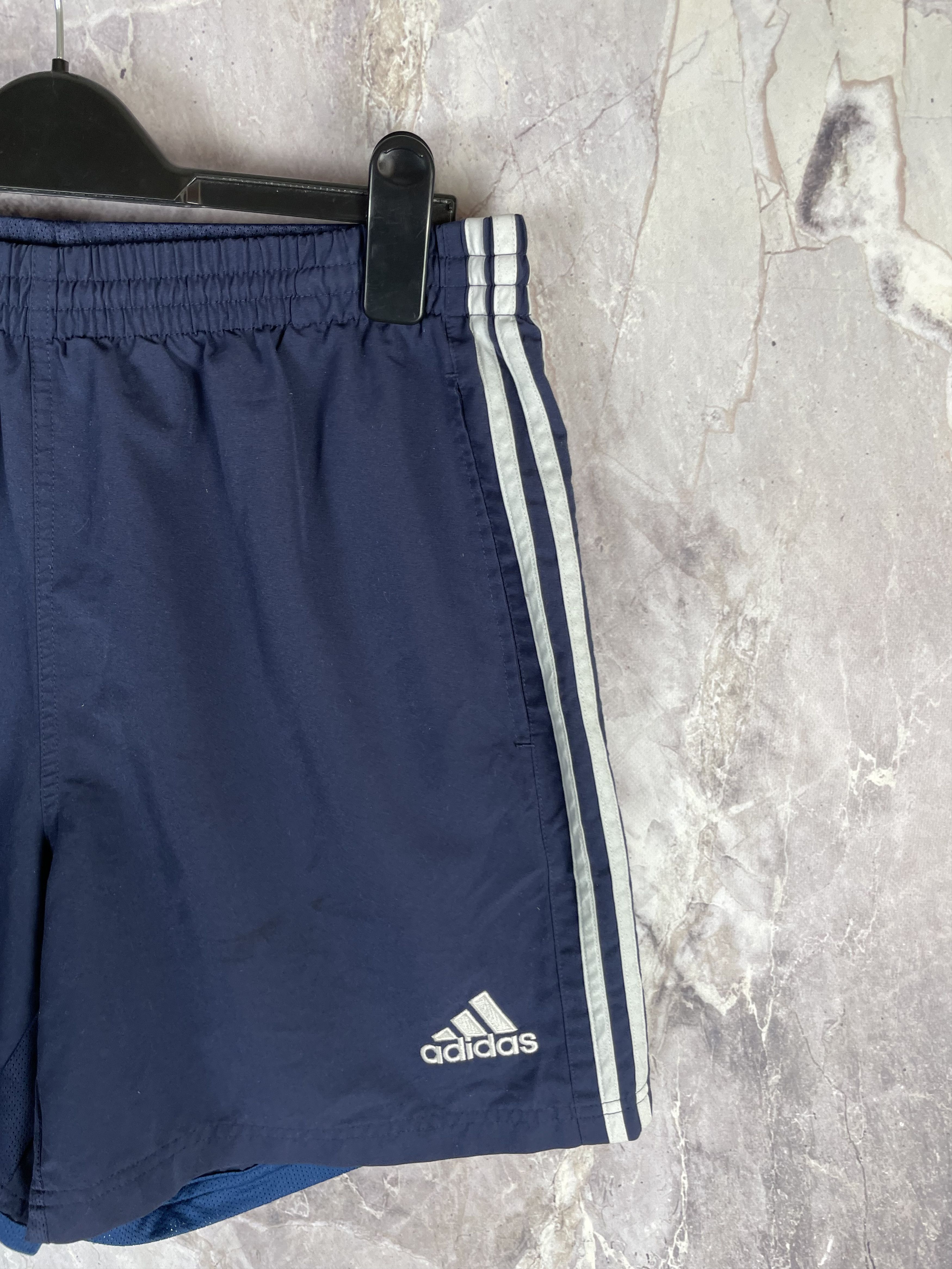 Adidas Adidas Vintage New Castle Shorts 90s Size US 32 / EU 48 - 4 Thumbnail