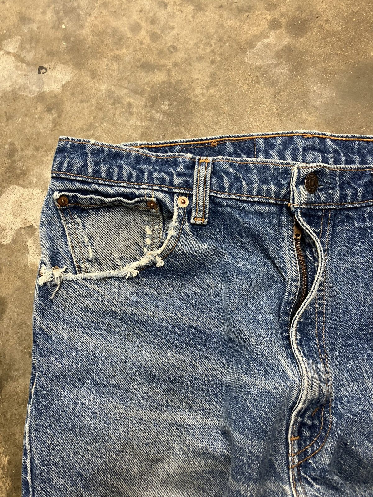 Levi's × Vintage Levi’s 505 Nicely Faded Worn Look Size US 34 / EU 50 - 3 Thumbnail