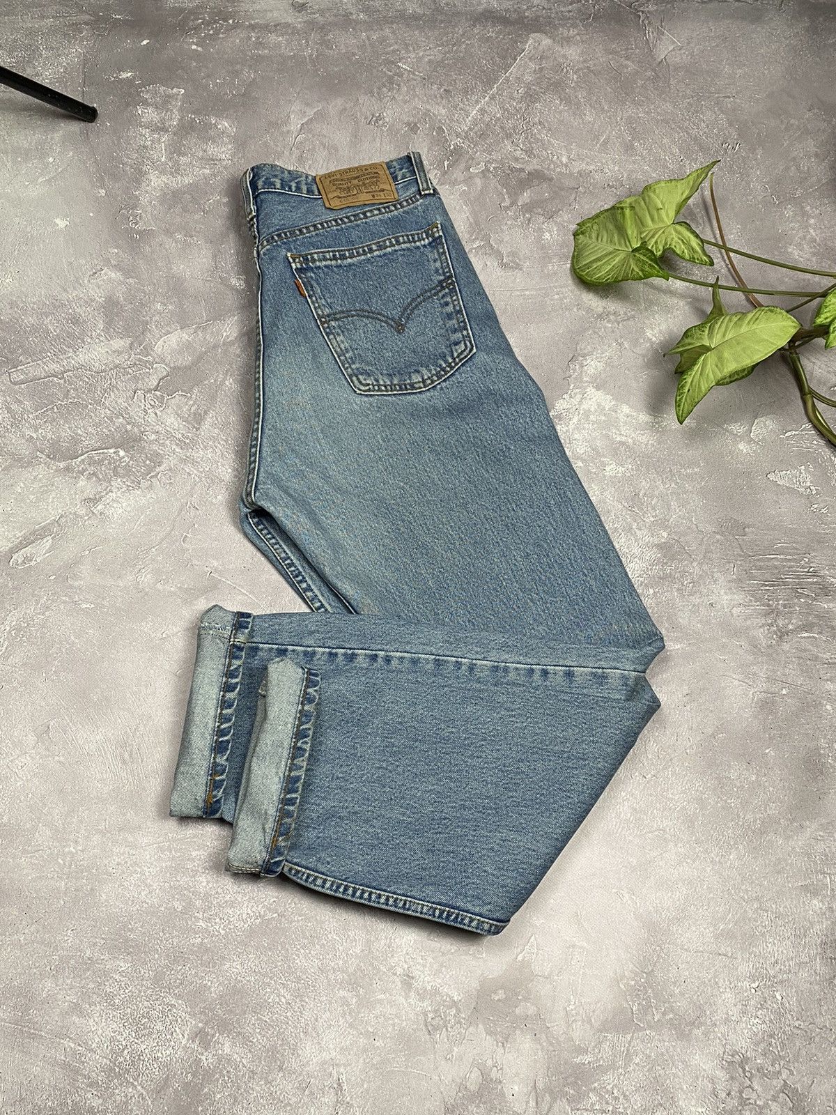Jean × Levi's × Vintage Vintage Levis 615 1998 Jeans Baggy Wash Denim Blue Size US 34 / EU 50 - 14 Thumbnail
