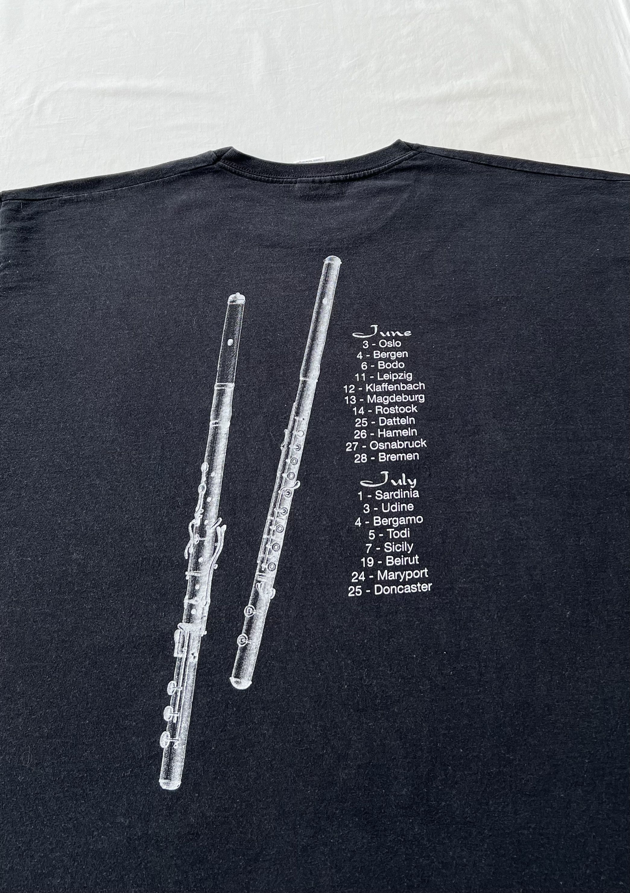 Band Tees Vintage 2000s Jethro Tull Rock Band Black T-shirt Size US XL / EU 56 / 4 - 17 Thumbnail