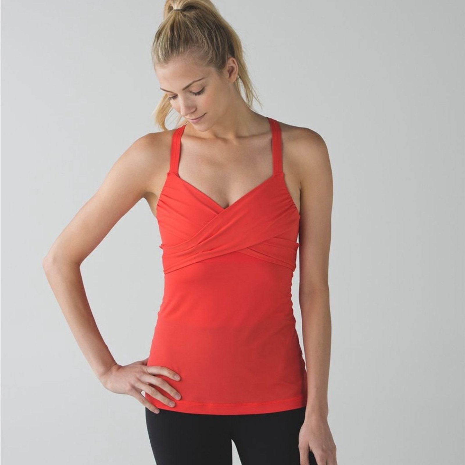 Lululemon Lululemon Wrap It Up Tank - Alarming - Size 6 Size M / US 6-8 / IT 42-44 - 1 Thumbnail