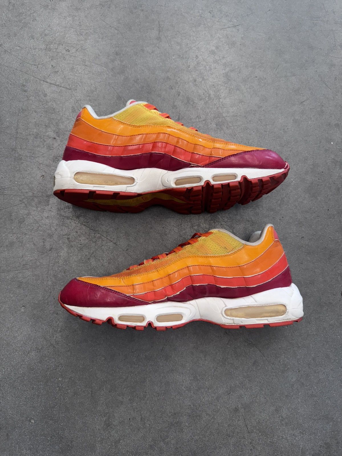 Nike 2006 Nike Air Max 95 Fantastic 4 Human Torch Size US 13 / EU 46 - 2 Thumbnail