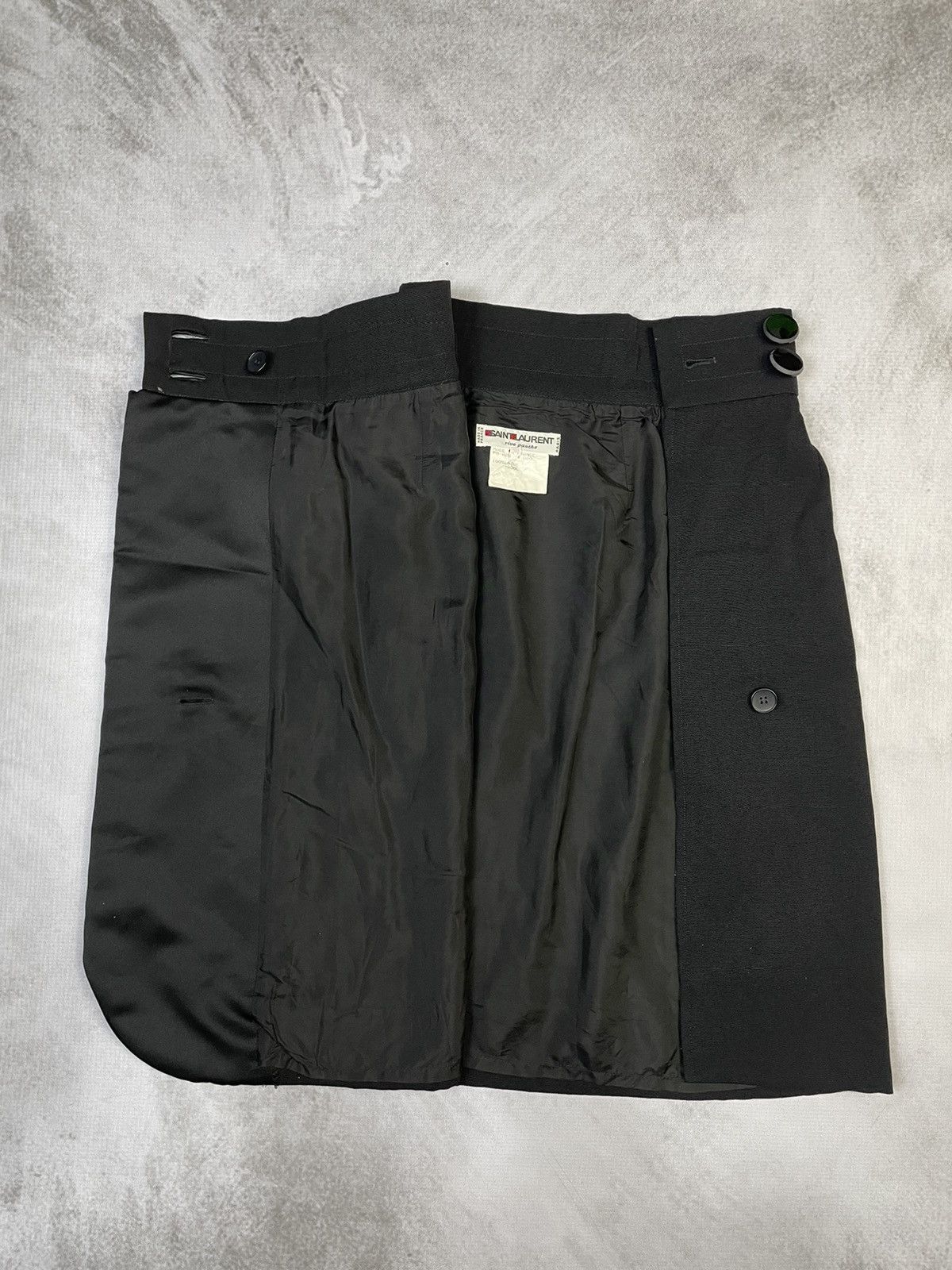 Yves Saint Laurent Fall 1988 Saint Laurent Rive Gauche 'Le Smoking' Skirt Size 23" - 8 Thumbnail