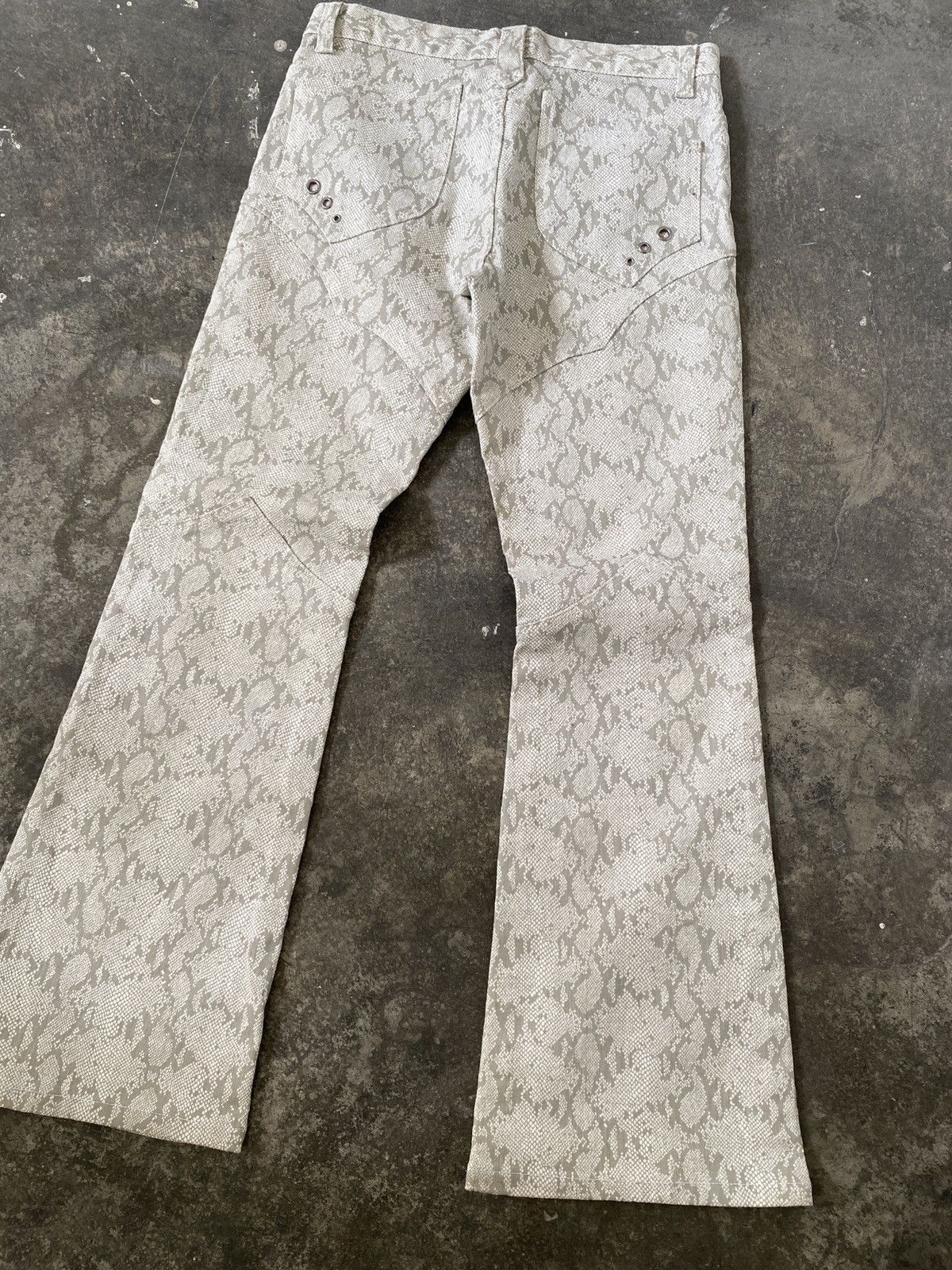 If Six Was Nine Semantic Design “Python” Snakeskin Flared Jeans Size US 30 / EU 46 - 6 Thumbnail