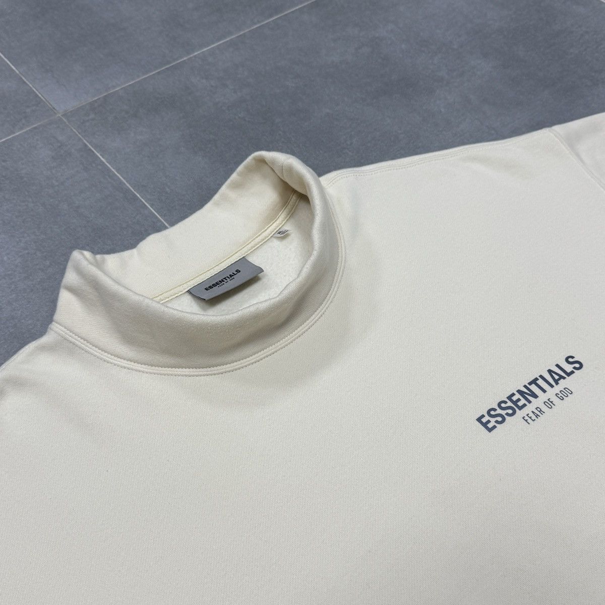 Fear of God Fear of God Essentials Pullover Mock Neck Fleece Sweatshirt Size US XL / EU 56 / 4 - 10 Thumbnail