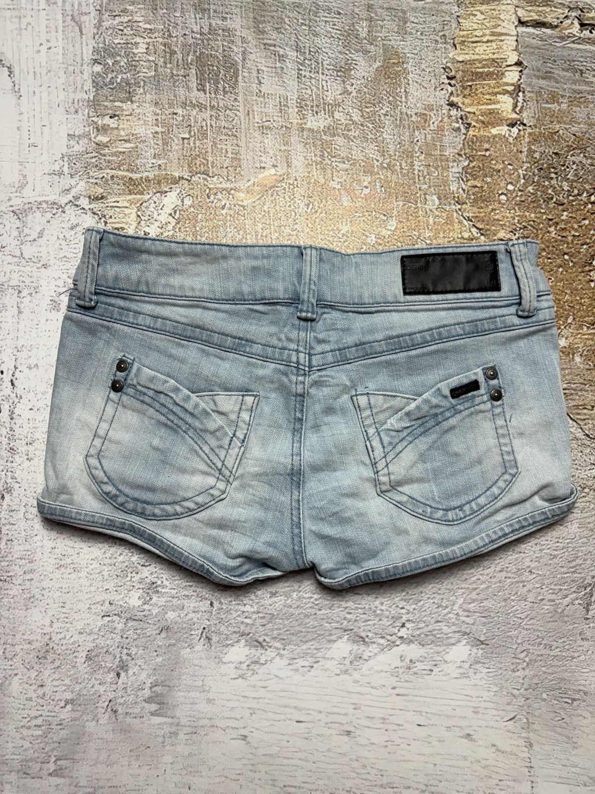Japanese Brand × Vintage Vintage pockets micro mini denim shorts Size 28" / US 6 / IT 42 - 4 Thumbnail