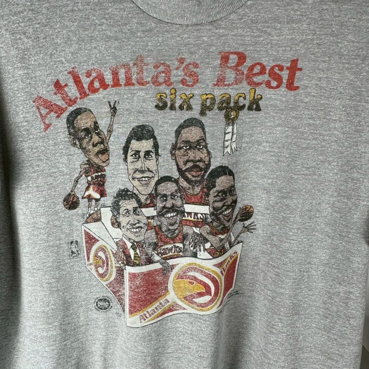 Vintage 80s Atlanta Hawks Best Six Pack Caricature NBA T-shirt Size US L / EU 52-54 / 3 - 2 Thumbnail