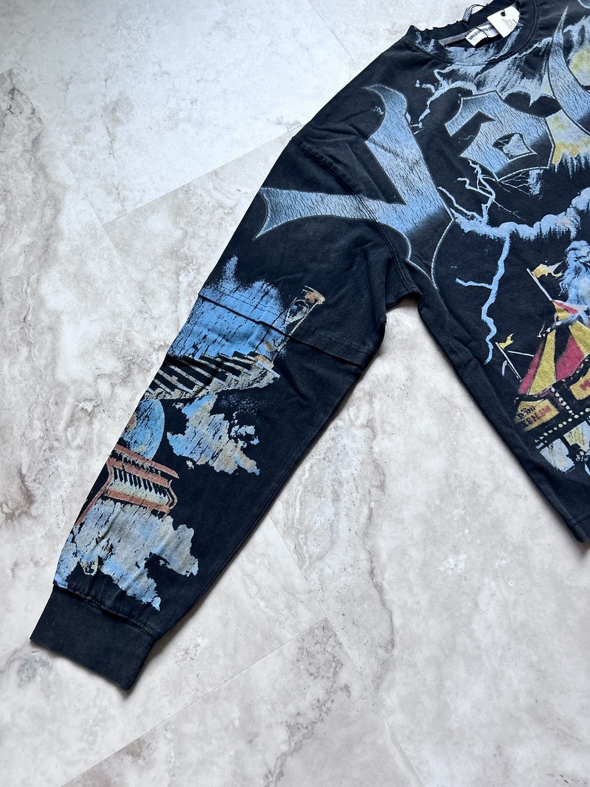 Vale Vale Festival Carnival Longsleeve Tee Black Blue Size L Size US L / EU 52-54 / 3 - 5 Thumbnail