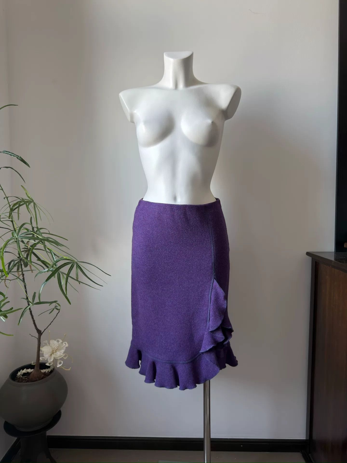 Moschino MOSCHINO Purple Knitted Ruffle Bodycon Skirt Size 38" / US 16 / IT 52 - 1 Thumbnail
