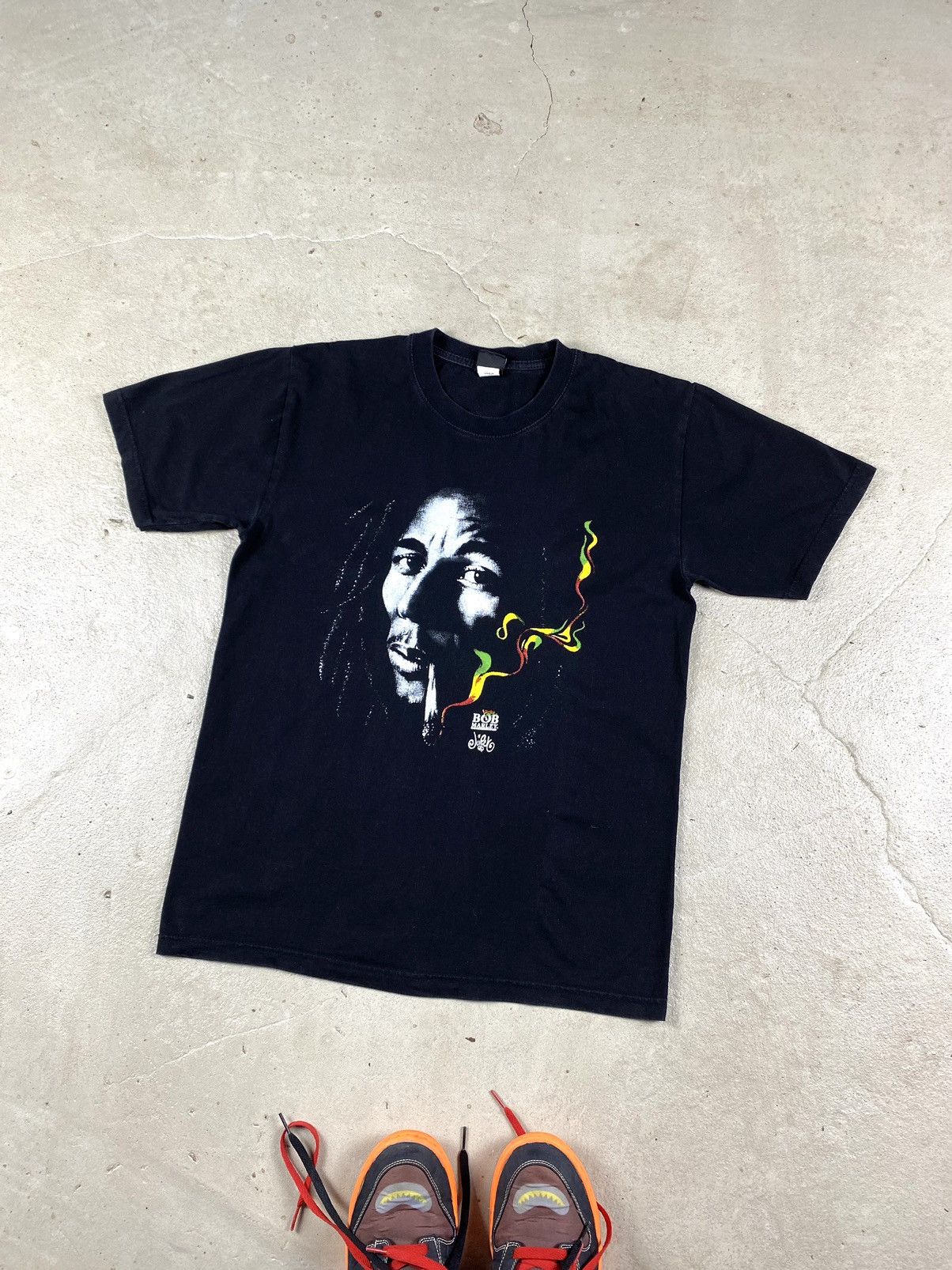 Bob Marley 2000s Vintage Bob Marley T Shirt Jamaica Rasta Smoke Weed Size US M / EU 48-50 / 2 - 1 Thumbnail