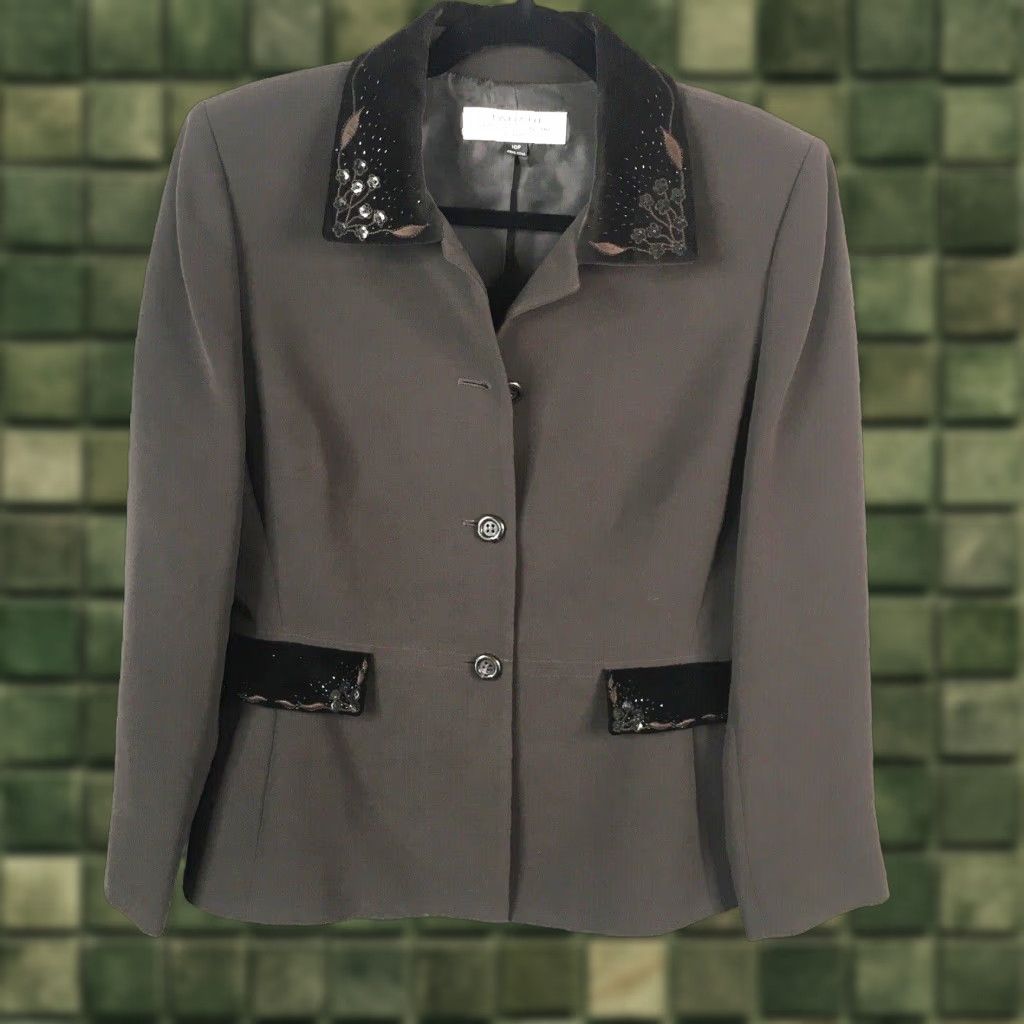 Vintage VINTAGE Tahari Blazer Womens 10P Petite Brown Velvet Beaded Embroidered Jacket - 0? Size L / US 10 / IT 46 - 1 Thumbnail