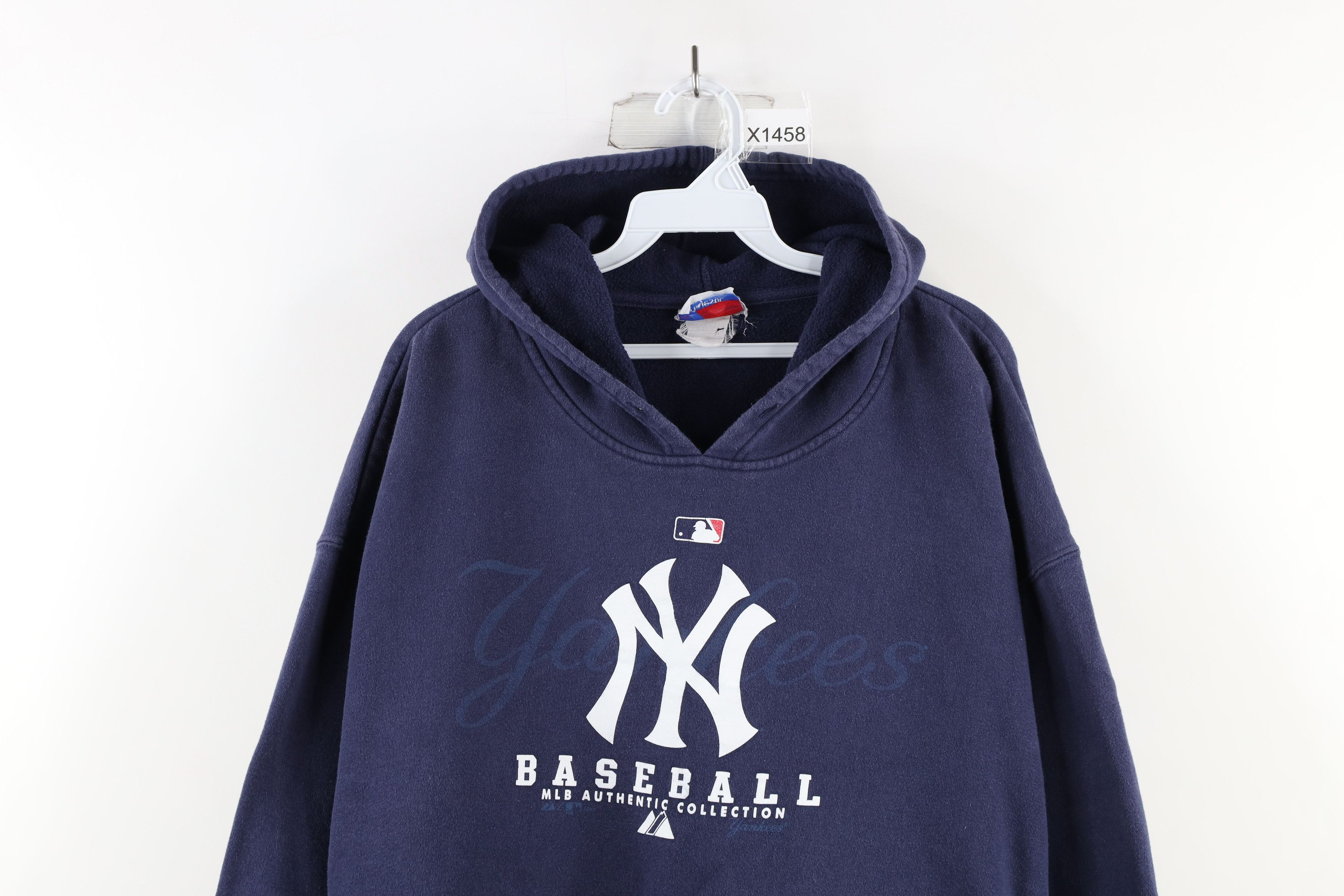 Majestic × Vintage Vintage Majestic Out New York Yankees Hoodie Sweatshirt Size US XXL / EU 58 / 5 - 2 Thumbnail