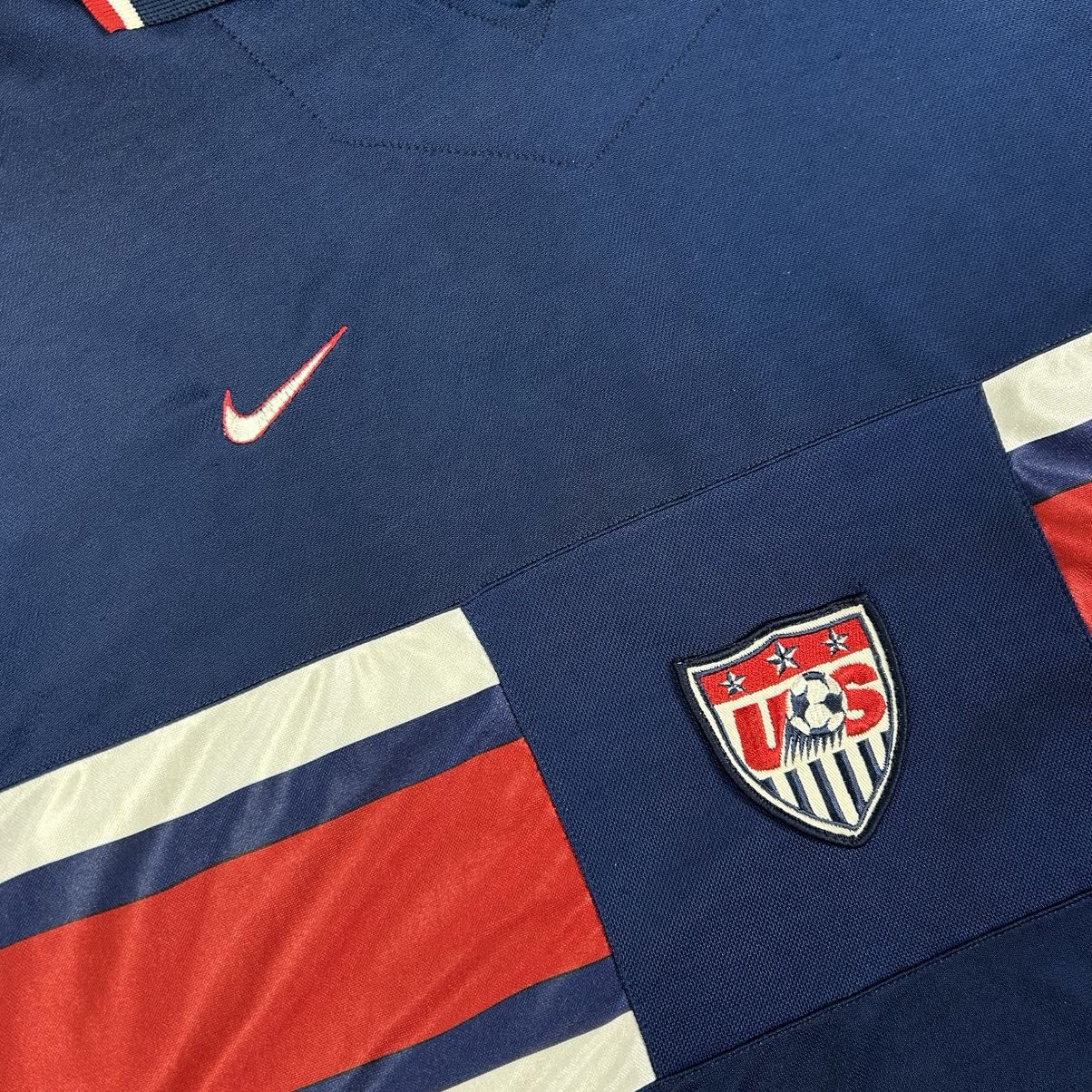 Nike Vintage Nike United States 95/98 Away USA National Jersey Size US XL / EU 56 / 4 - 4 Thumbnail