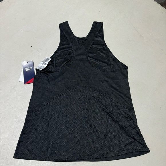 Reebok NWT REEBOK BLACK RUN SPEEDWI TANK TOP SZ MEDIUM M Size M / US 6-8 / IT 42-44 - 5 Thumbnail