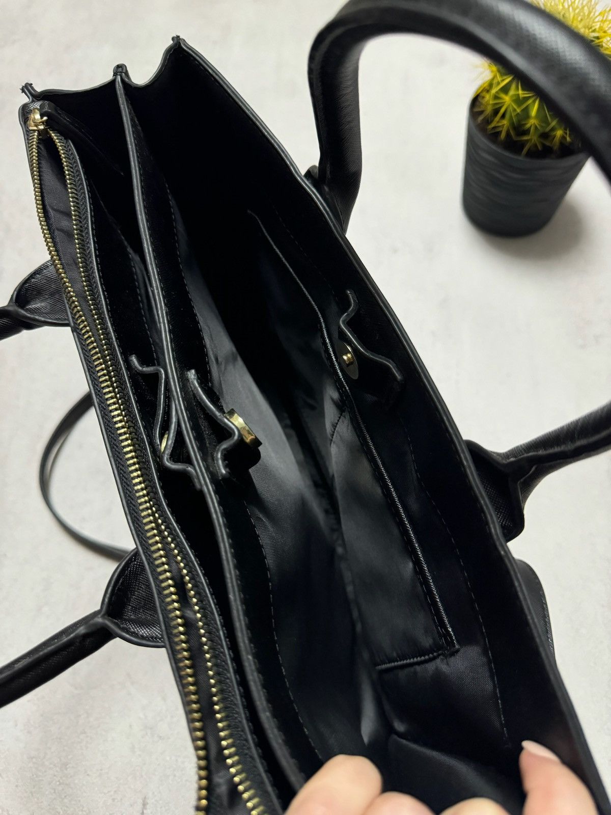 Designer × Mario Valentino Mario Valentino Bag Shoulders Black Women Size ONE SIZE - 11 Thumbnail