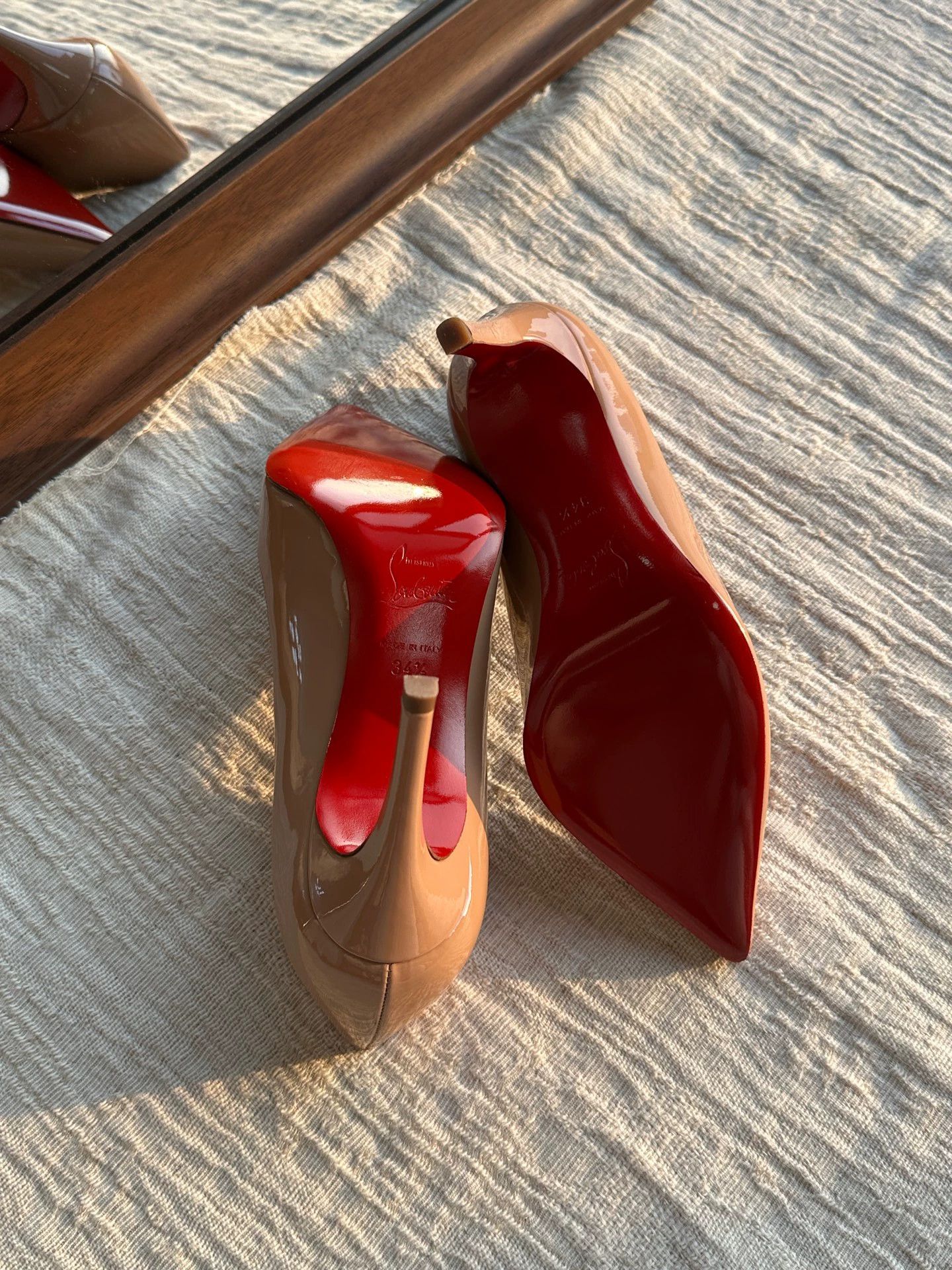 Christian Louboutin CL nude patent leather red sole heels women's Size US 4.5 / IT 34.5 - 8 Thumbnail