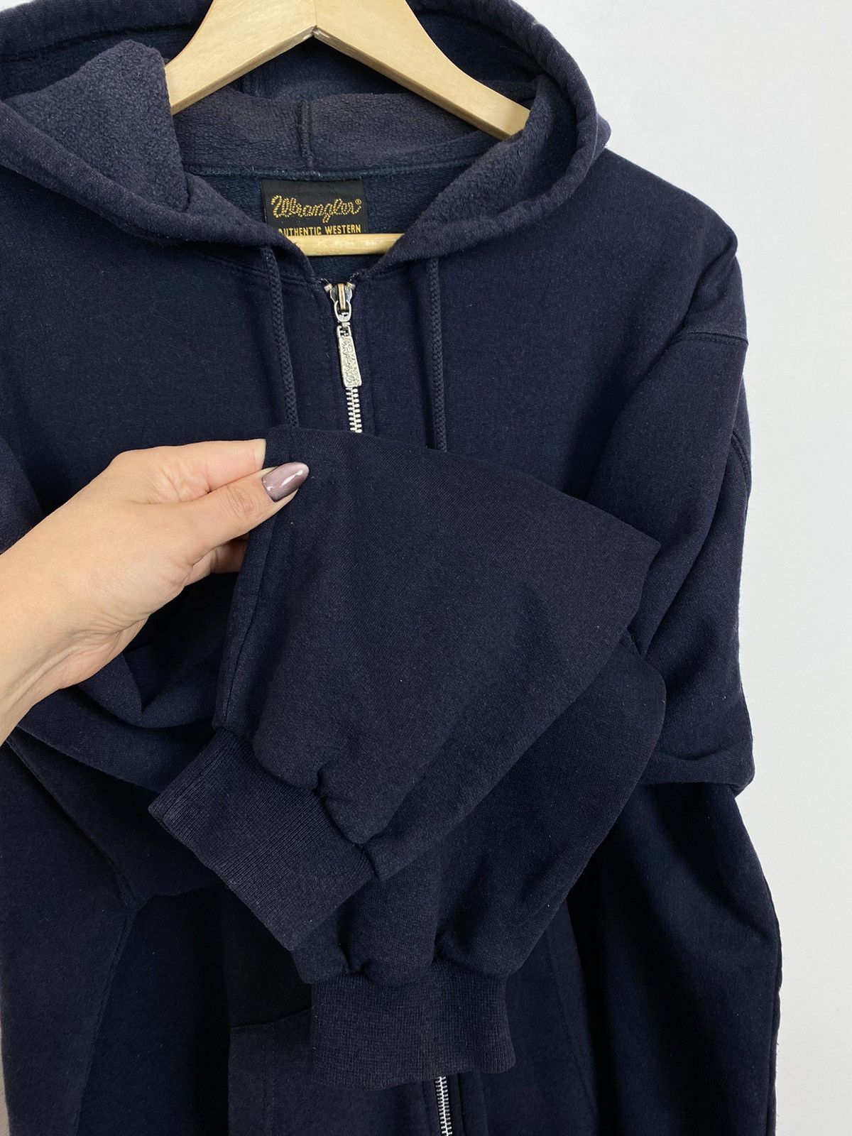 Wrangler Vintage Wrangler Authentic Western Full Zip Hoodie Sun Faded Size US L / EU 52-54 / 3 - 5 Thumbnail
