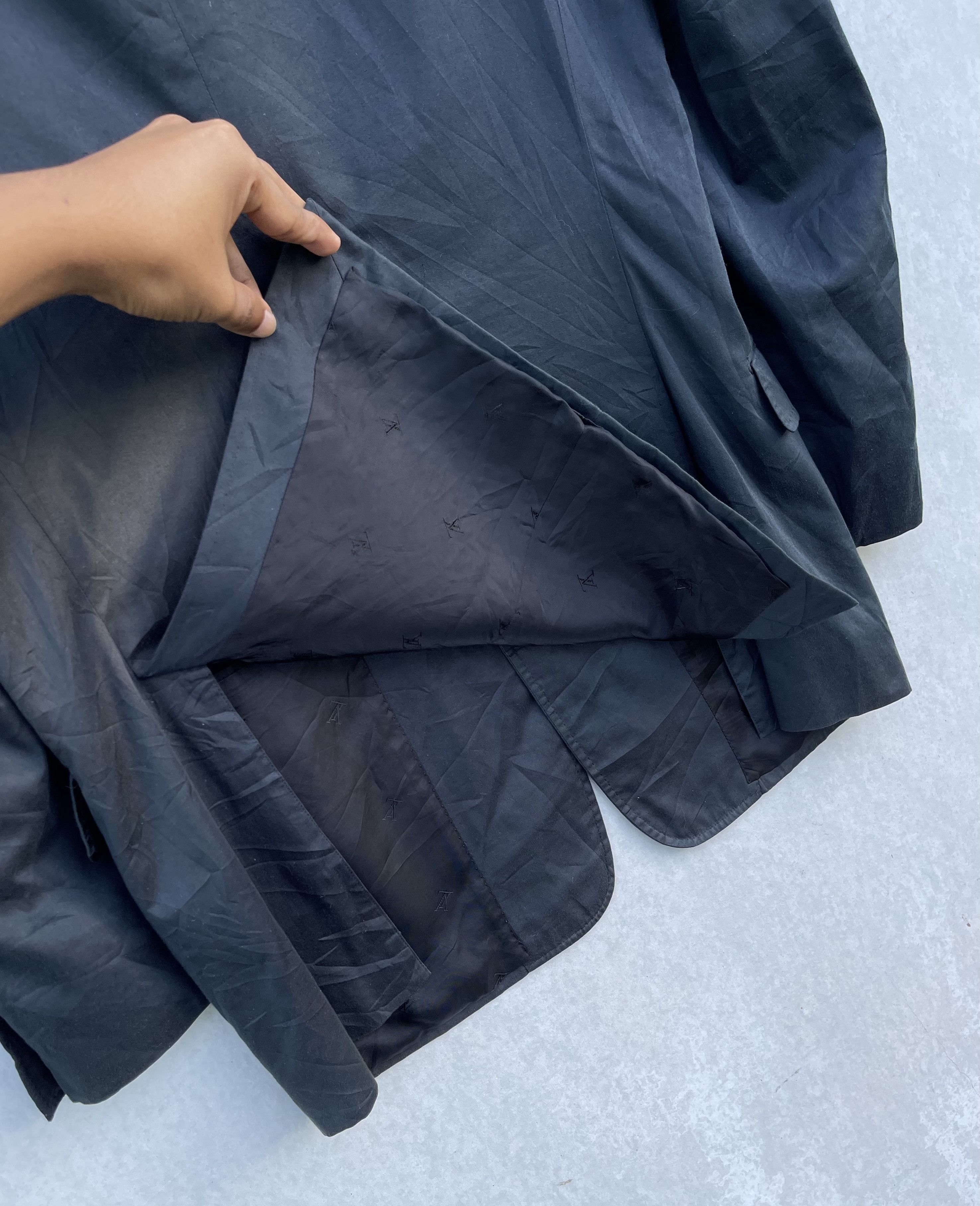 Louis Vuitton 🔥 LOUIS VUITTON MEN'S SINGLE BRESTED BLAZER JACKET Size US M / EU 48-50 / 2 - 8 Thumbnail