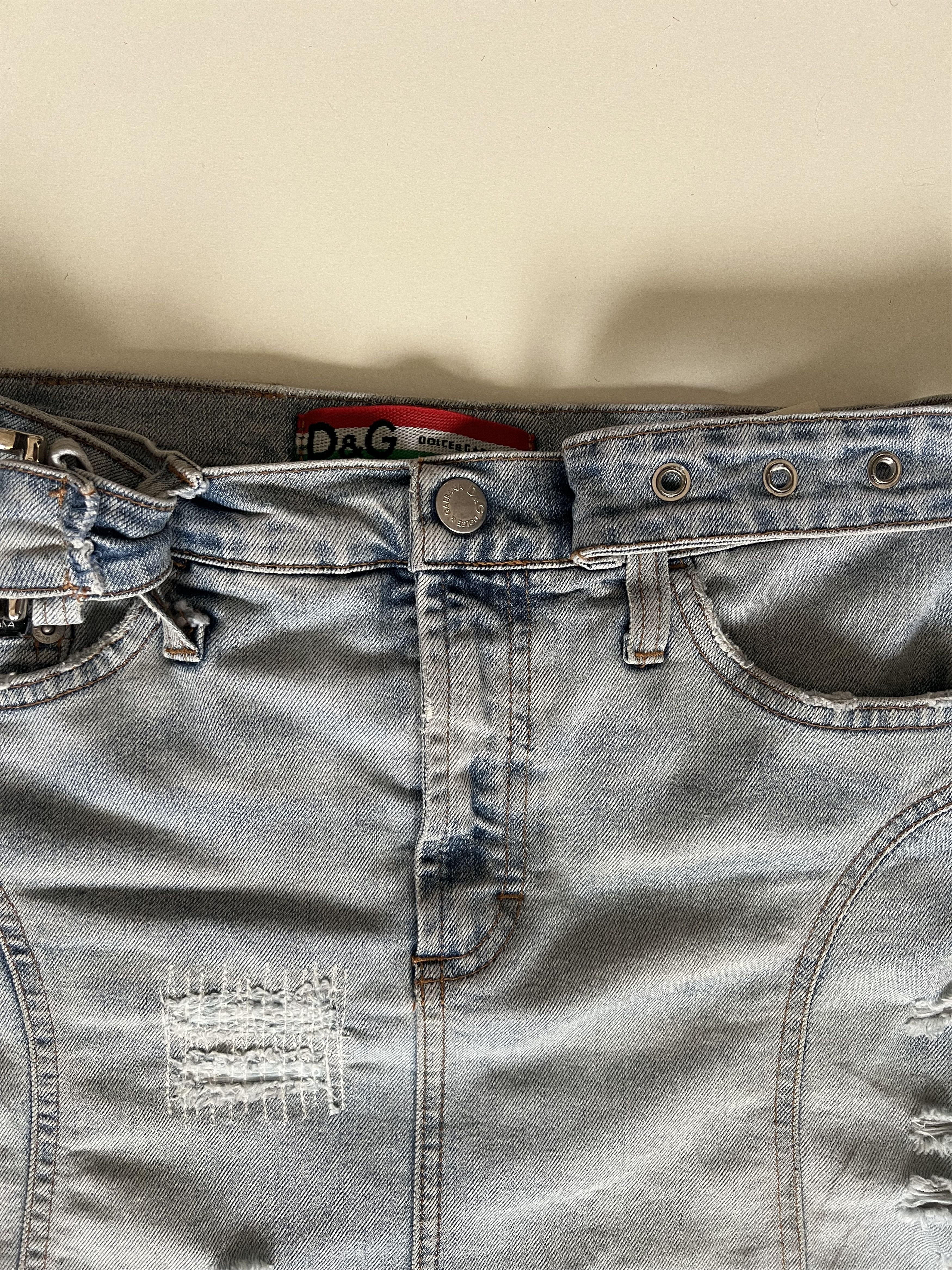 Dolce & Gabbana Dolce & Gabbana Denim Mini Skirt – Early 2000s Y2K Italy Size 27" / US 4 / IT 40 - 6 Thumbnail