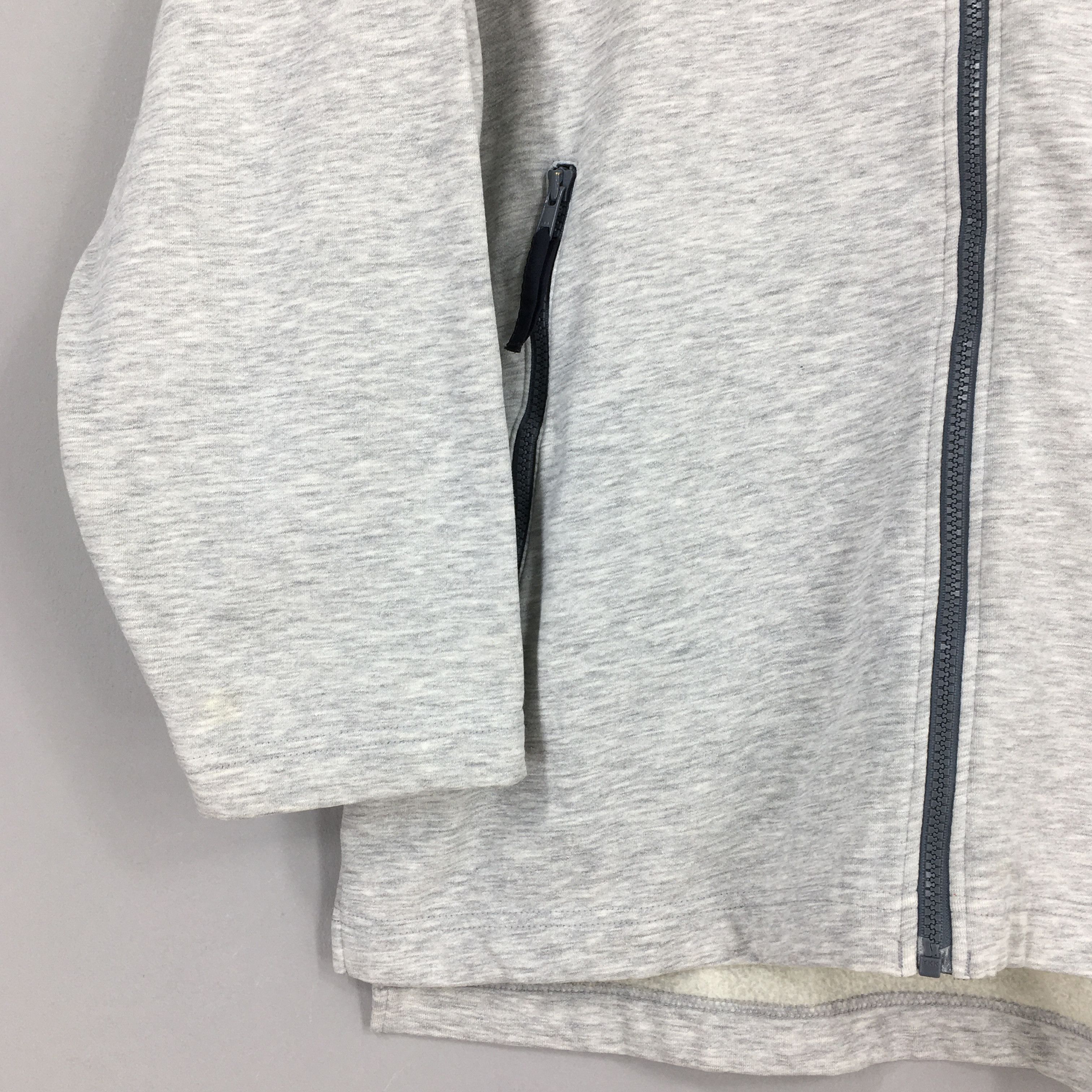 Jack Wolfskin × Vintage Vintage 90s Jack Wolfskin Weather Gear Gray Sweatshirt XL Size US XL / EU 56 / 4 - 5 Thumbnail