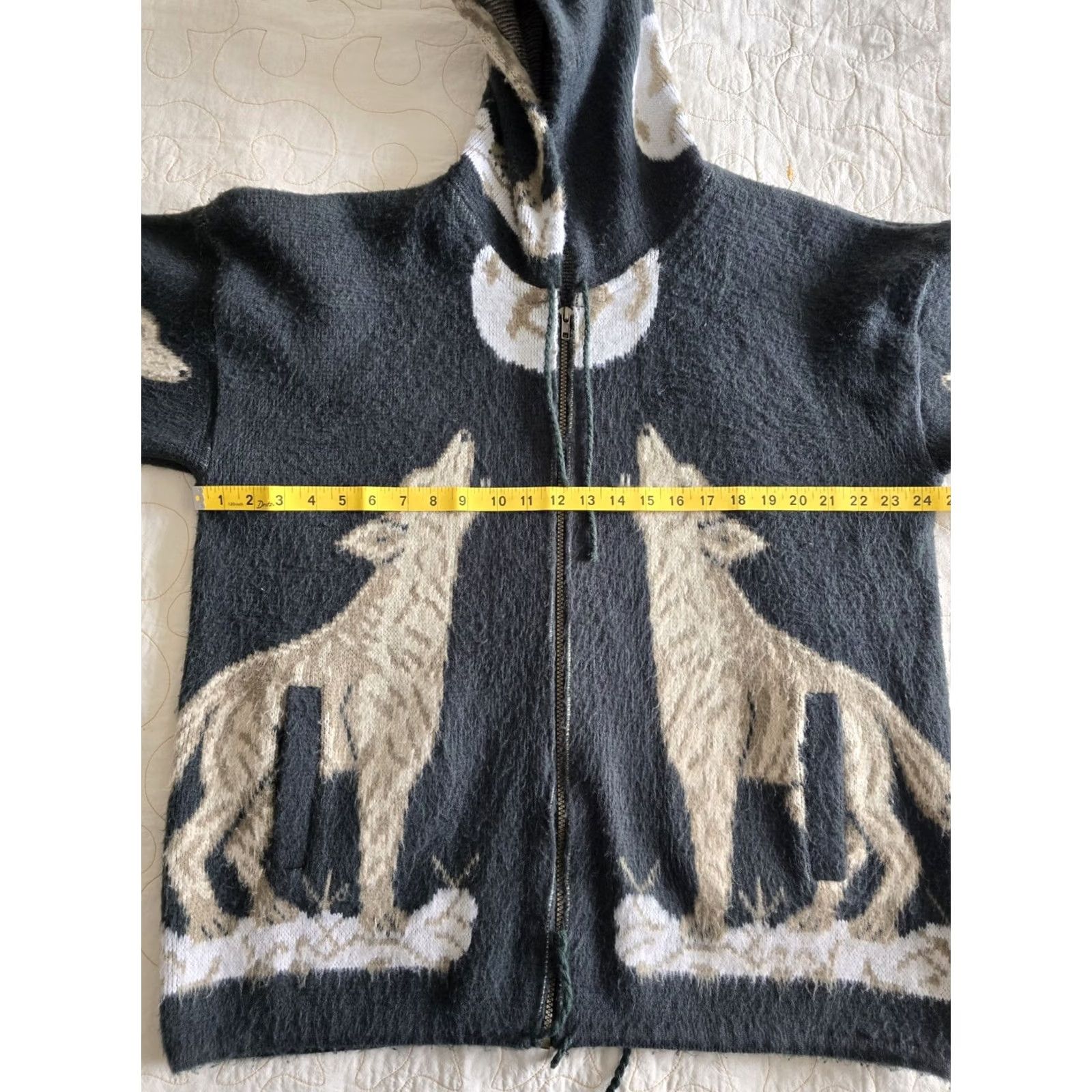 Vintage VINTAGE Howling Wolf & Moon Green Wool Jacket. Adult XL 2XL. Ecuador Mens Size US XL / EU 56 / 4 - 6 Thumbnail
