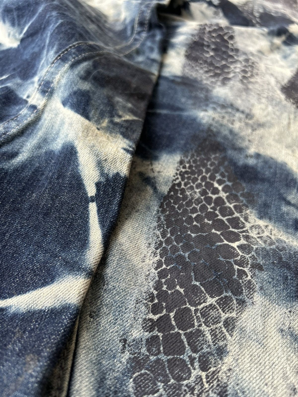 Tornado Mart Tornado Mart Flared Washed Snake Denim Size US 34 / EU 50 - 12 Thumbnail