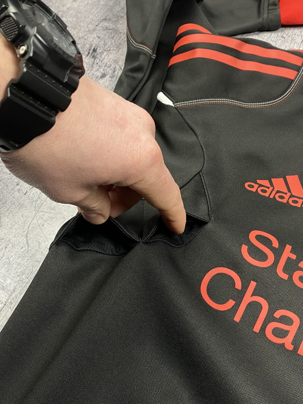 Adidas Adidas Liverpool Training Long Sleeve Soccer Jersey Size US M / EU 48-50 / 2 - 9 Thumbnail