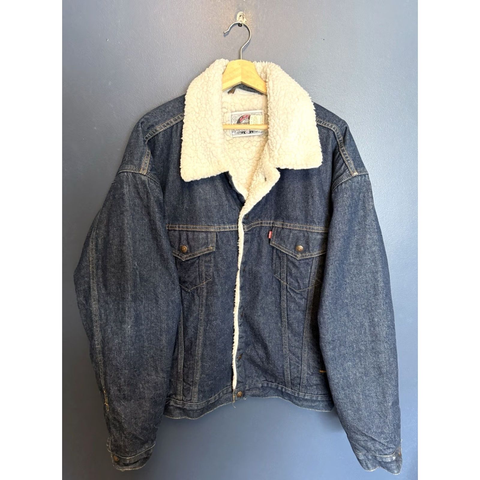 Levi's VINTAGE Levi's Denim Jacket 90s Blue Men XL Dark Wash Sherpa Jacket Size XL Men Size US 36 / EU 52 - 4 Thumbnail
