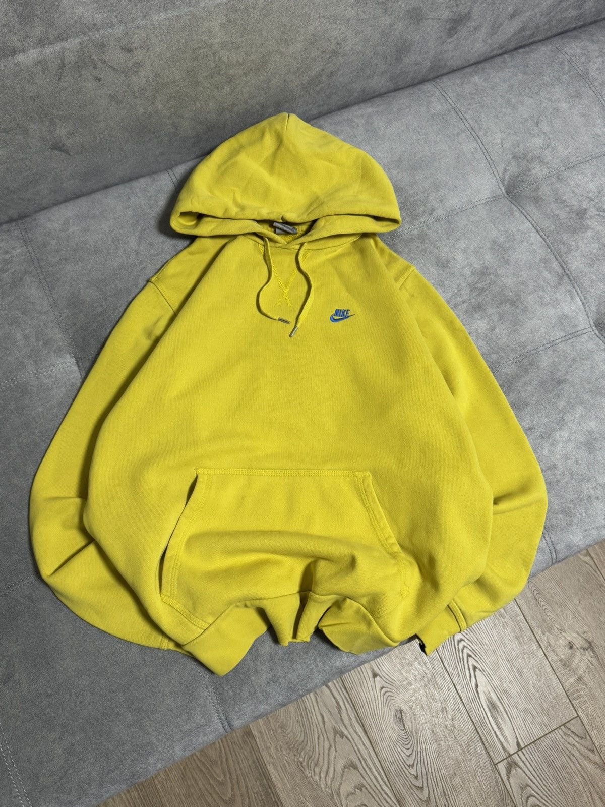 Nike Vintage Nike swoosh oversized Y2K hoodie Size US L / EU 52-54 / 3 - 2 Thumbnail