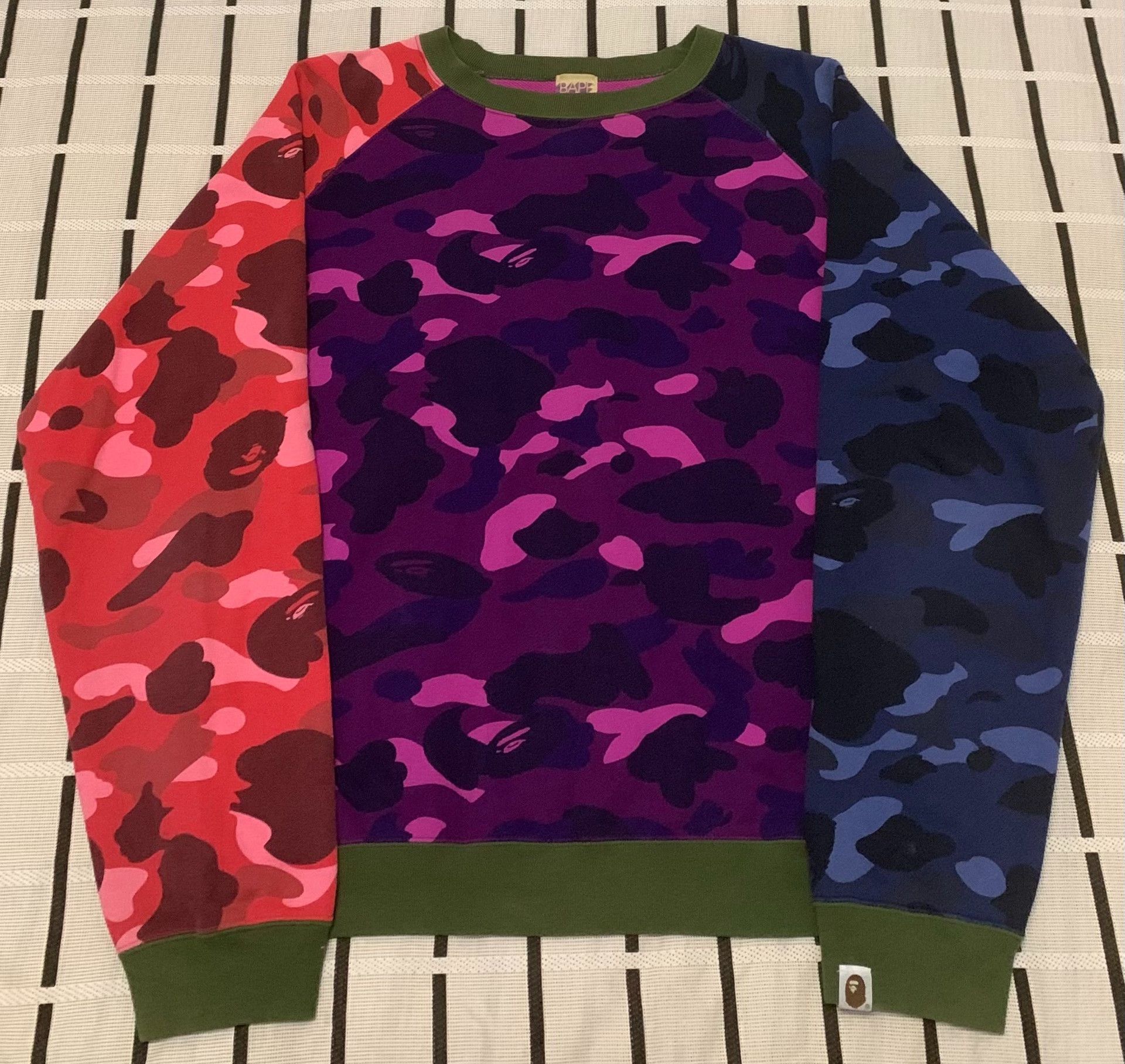 Bape Bape Retro Camo Multi Hoodie M Men Size US M / EU 48-50 / 2 - 1 Thumbnail