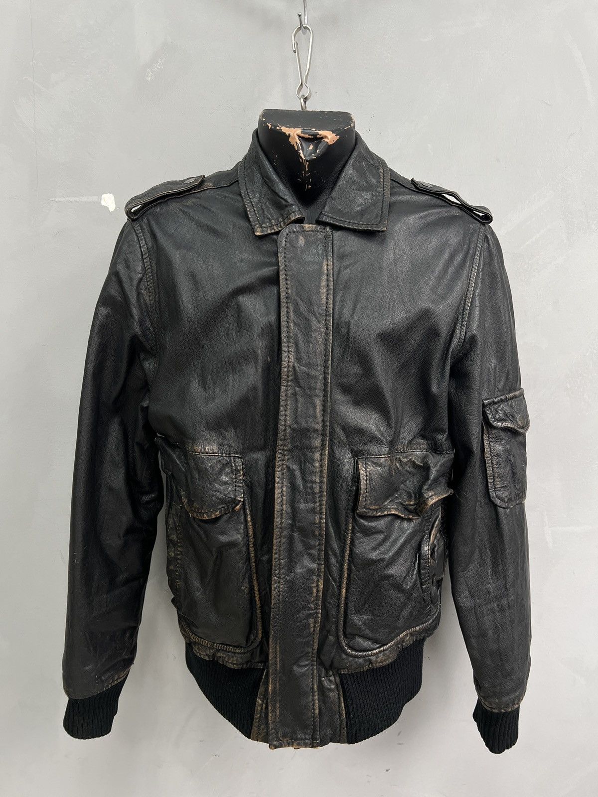 Schott Aviation leather distressed leather jacket y2k style hype Size US L / EU 52-54 / 3 - 1 Thumbnail