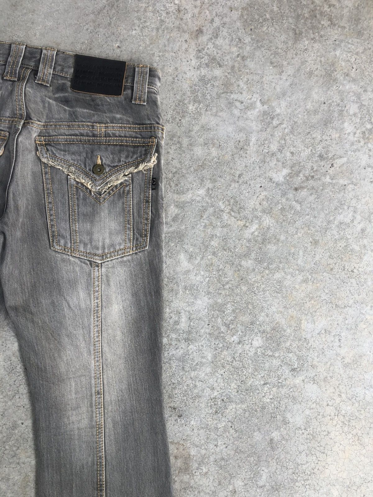 If Six Was Nine Japanese Morgan Homme Flared Jeans Distressed Denim Size US 31 - 10 Thumbnail