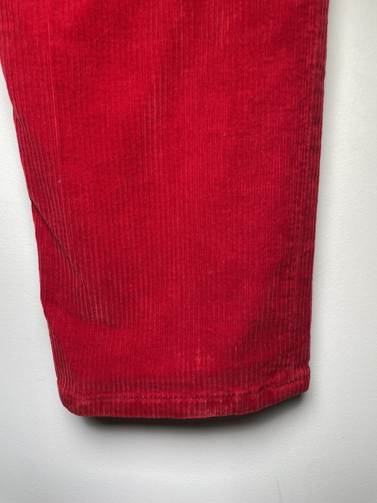 Banana Republic Banana Republic Red Corduroy Straight 32x31 Size US 31 - 13 Thumbnail