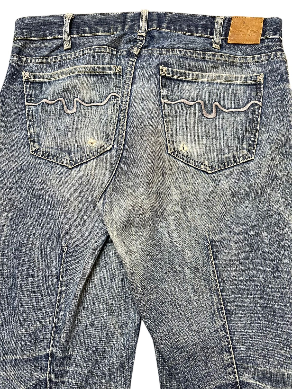 semanticdesign Vintage Japanese Brand Faded Wash Distress Wide Leg Bootcuts Size US 32 / EU 48 - 6 Thumbnail