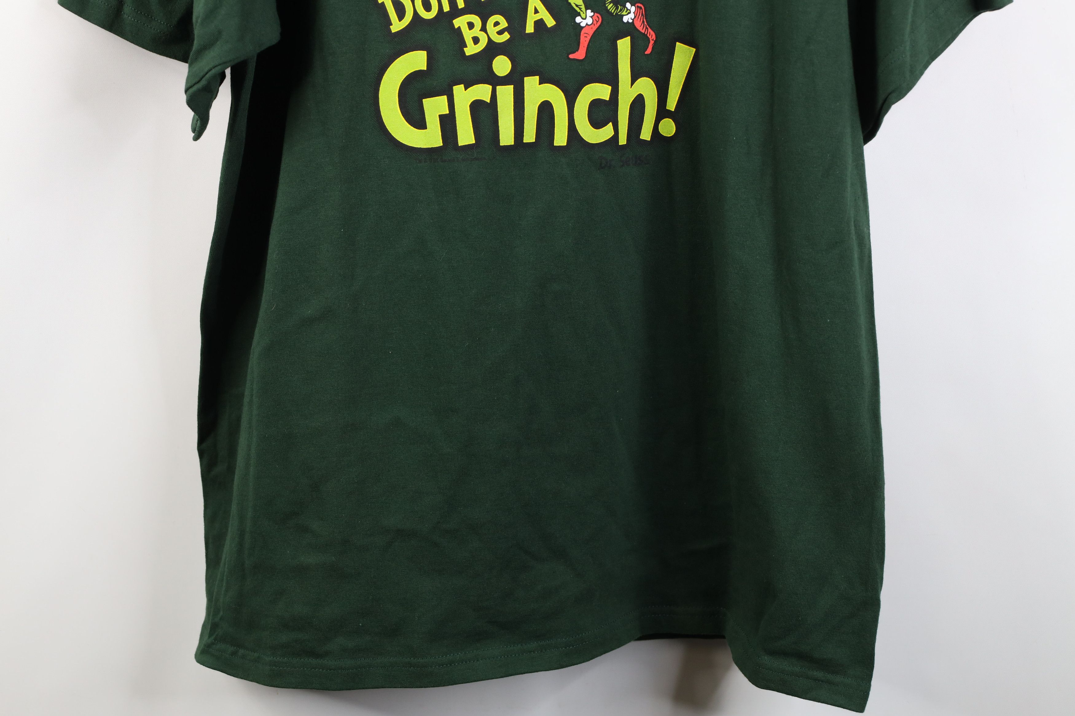 Vintage Deadstock Vintage 2001 Dr Seuss How The Grinch Stole T-Shirt Size US XL / EU 56 / 4 - 3 Thumbnail