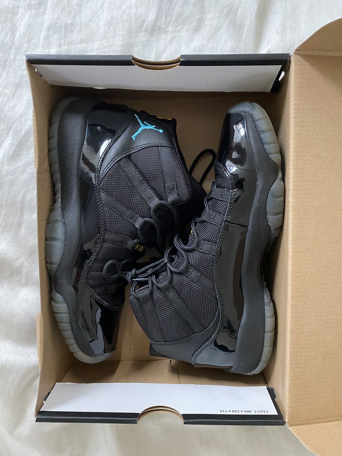 Jordan Brand × Nike Air Jordan XI Gamma Blue (GS) Size US 7 / EU 40 - 10 Thumbnail