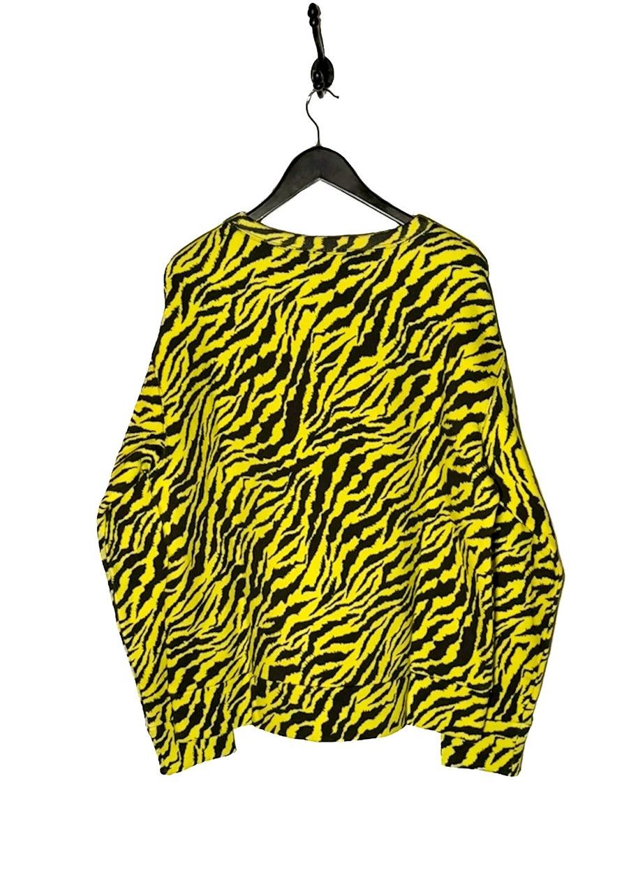 Gucci Gucci 2019 Guccify Yellow Black Tiger Print Sweatshirt Size US M / EU 48-50 / 2 - 5 Thumbnail