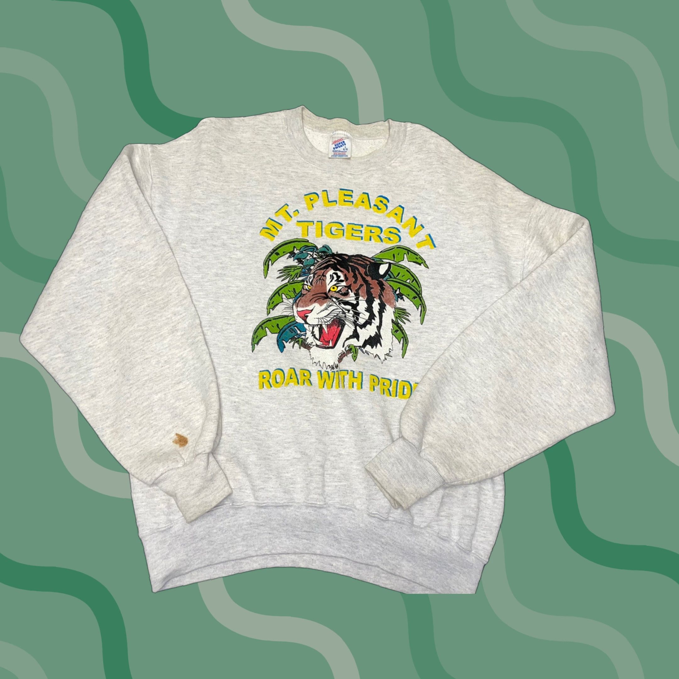 Vintage VINTAGE 90s Mt Pleasant School Tiger Sweatshirt Men L Animal Print Crew Neck Long Sleeve Gray Cotton Blend Signal Graphic Print Sweatshirt Men Size US L / EU 52-54 / 3 - 1 Thumbnail
