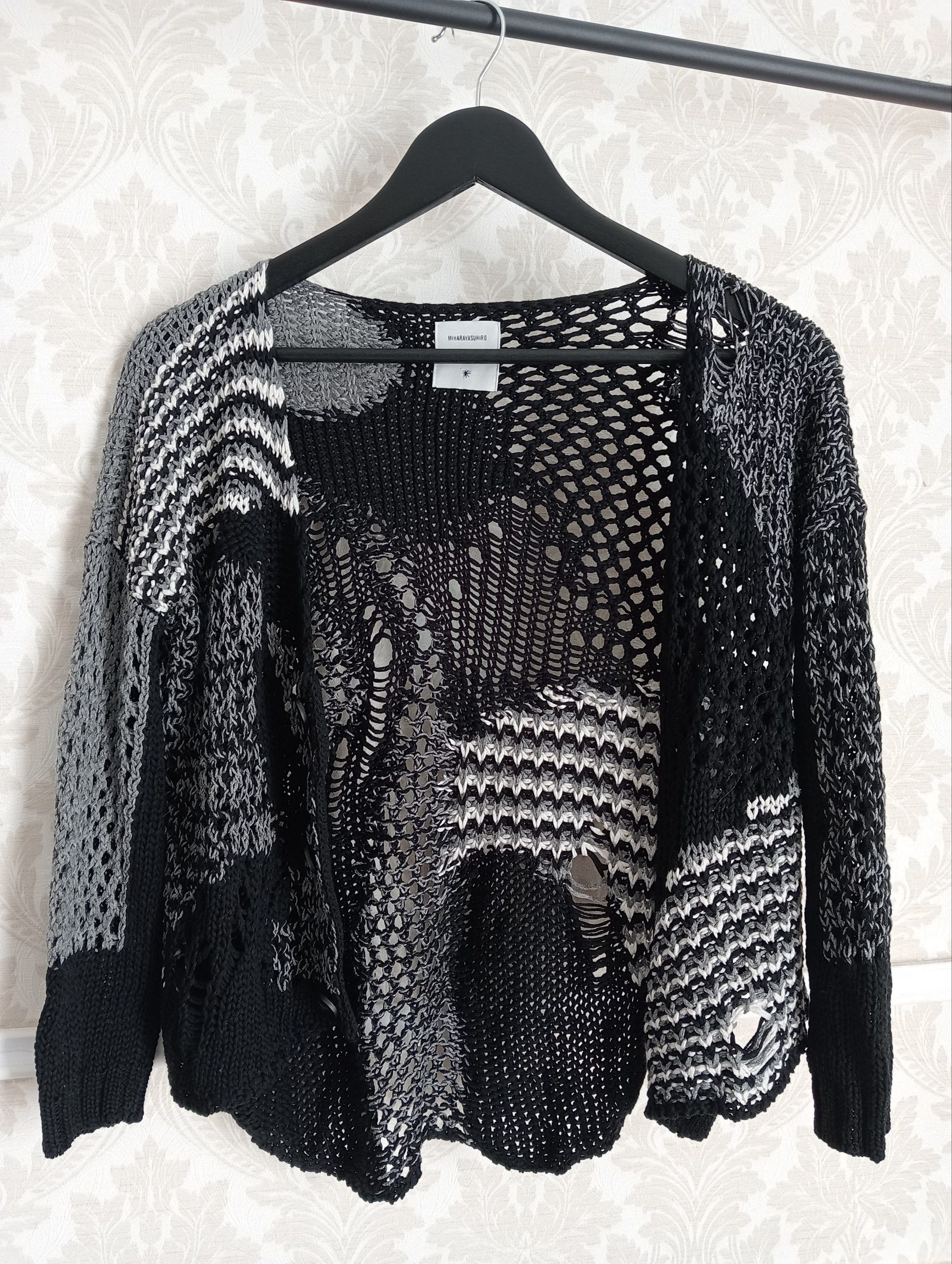 Maison MIHARA YASUHIRO MIHARA YASUHIRO Distressed Knit Cardigan Size XS / US 0-2 / IT 36-38 - 1 Thumbnail