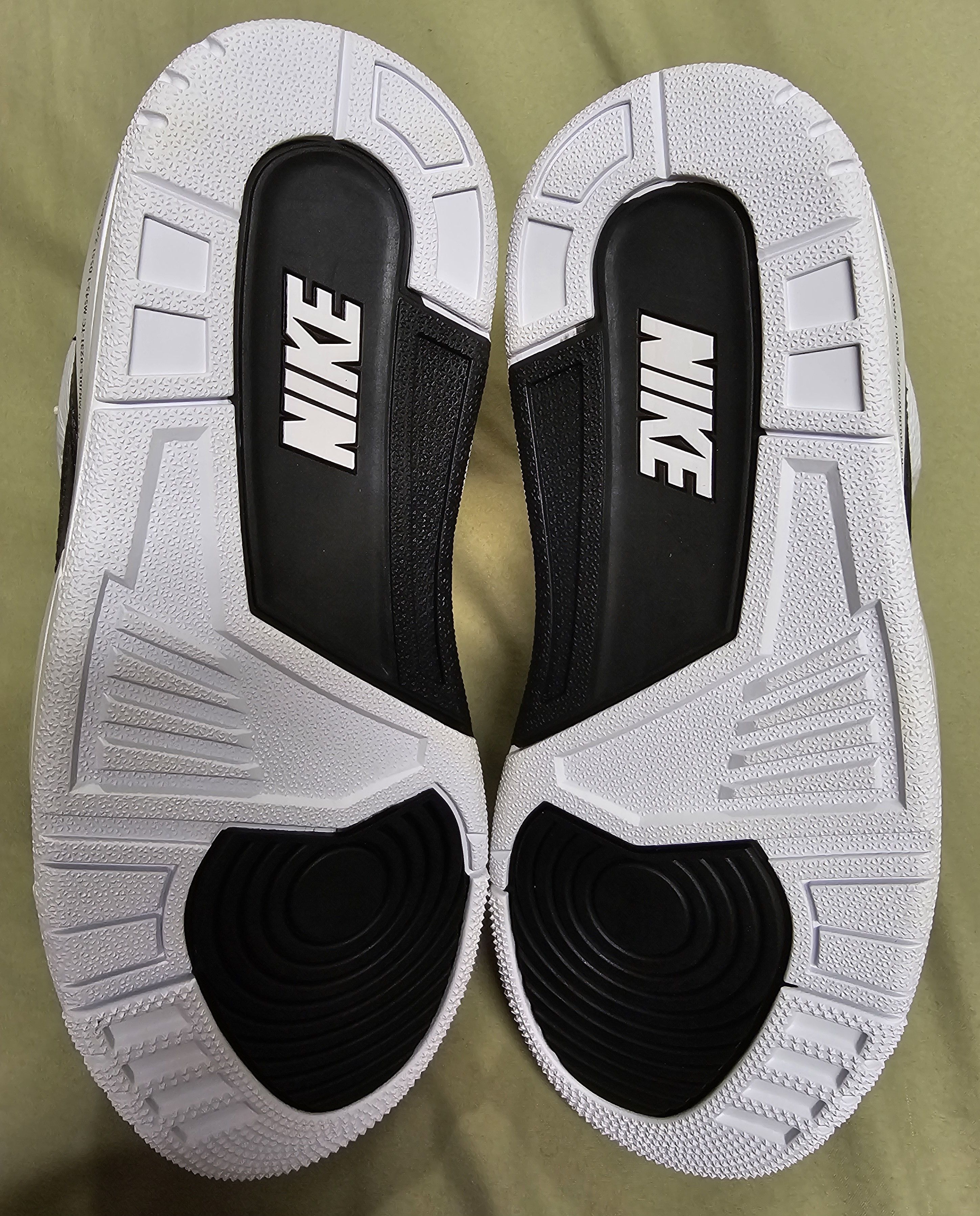 Fragment Design × Jordan Brand JORDAN 3 RETRO FRAGMENT Size US 6 / EU 39 - 6 Thumbnail