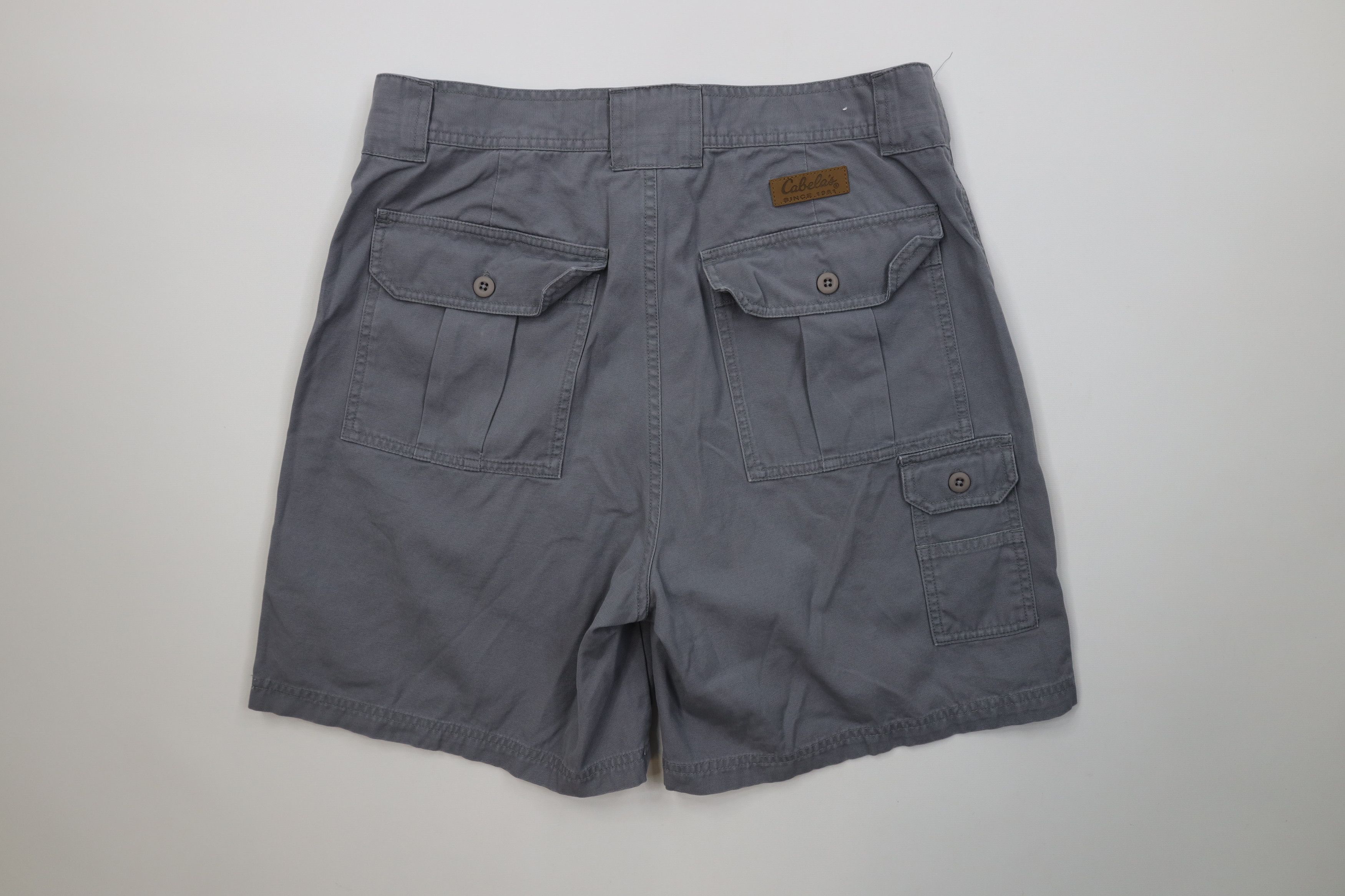 Cabelas Vintage Cabelas Above Knee 7 Pocket Cargo Trail Shorts Gray Size US 34 / EU 50 - 7 Thumbnail