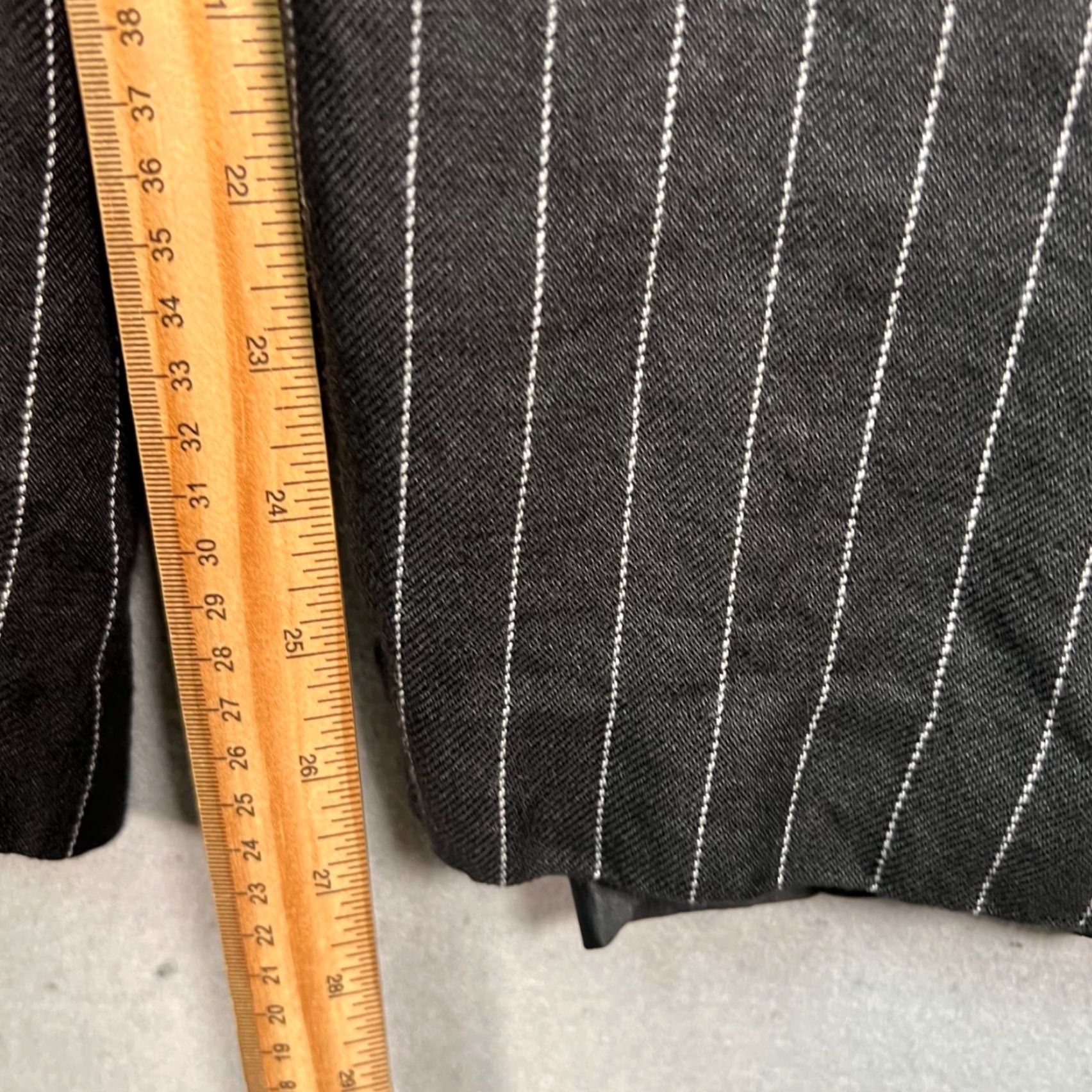 Ralph Lauren Lauren Ralph Lauren Womens 12 Petite Black Pinstripe Linen Trousers Straight Leg Pants 12P Black Linen Pinstripe Dress Pants Womens Petite Men? Size 34" / US 12 / IT 48 - 7 Thumbnail