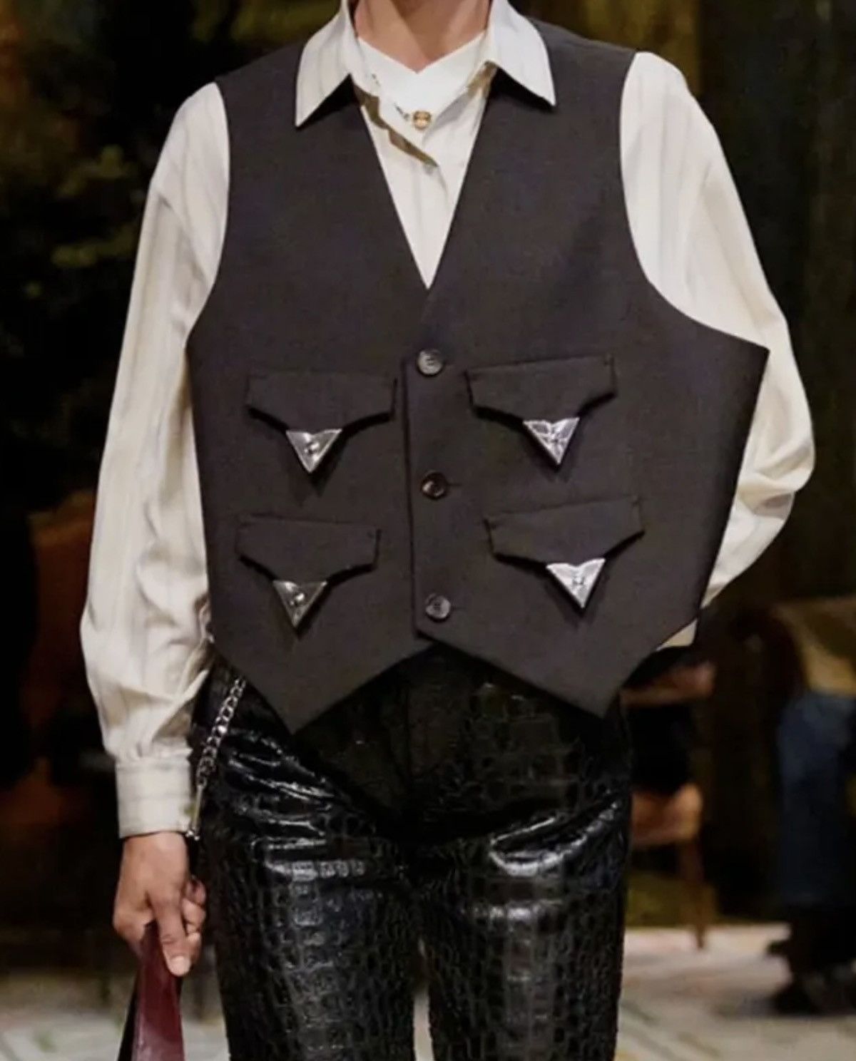 Versace Versace -Wool Mohair Vest Size US S / EU 44-46 / 1 - 1 Thumbnail
