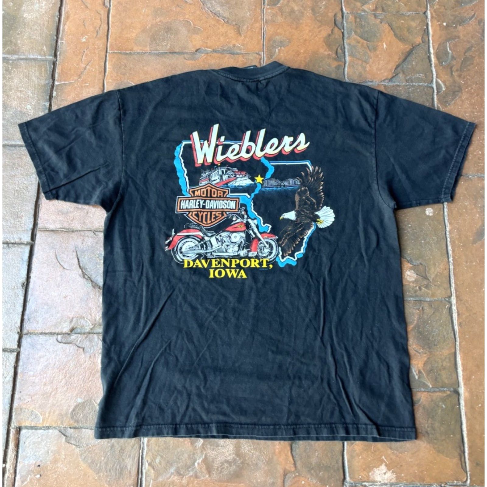 Harley Davidson VINTAGE Harley-Davidson Eagle Wieblers Iowa T-Shirt XL Biker USA Shirt Men Black Cotton Knit Logo 90s Retro Size US XL / EU 56 / 4 - 2 Thumbnail