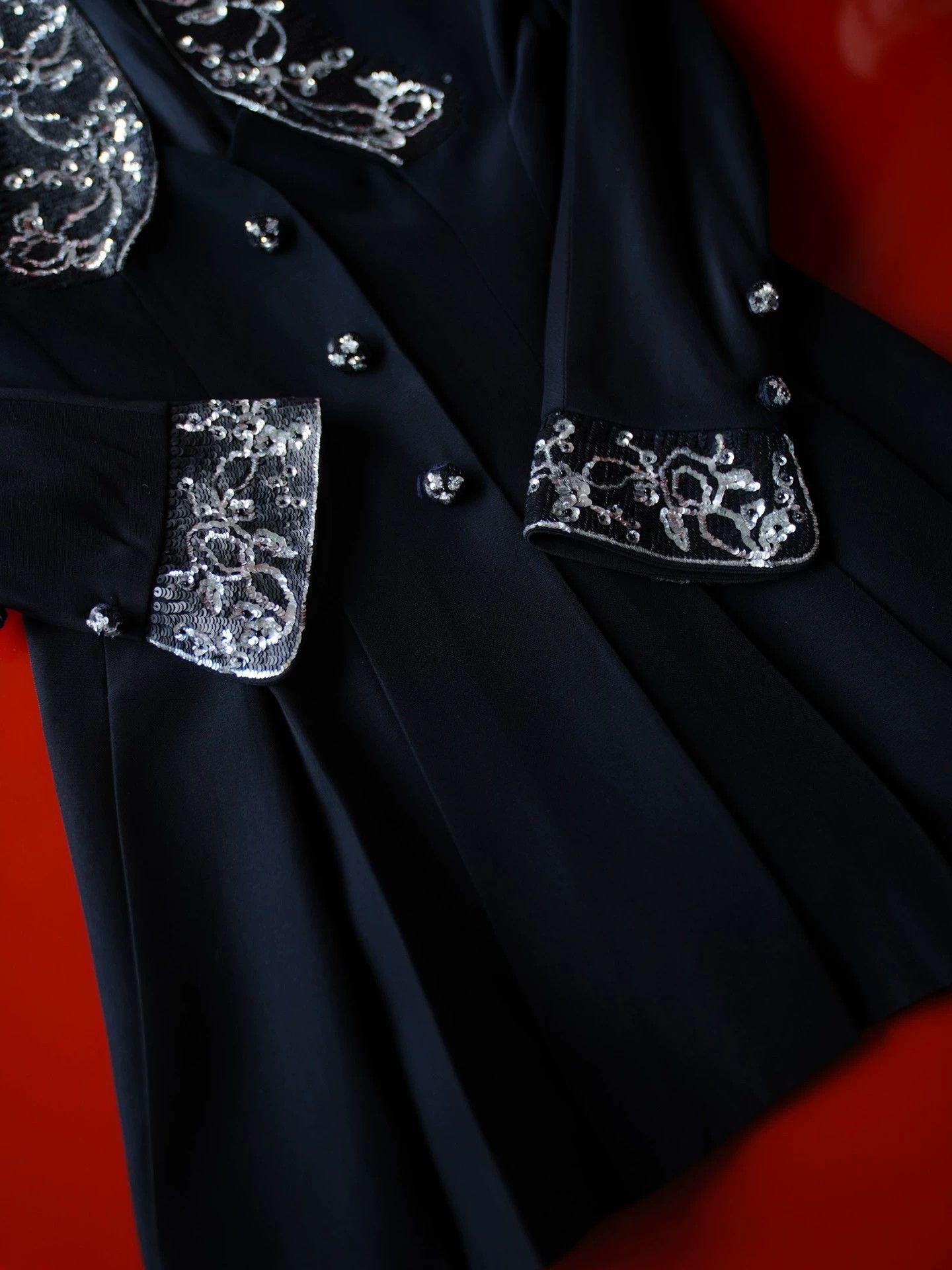 Karl Lagerfeld Karl Lagerfeld Vtg Beaded A-line Blazer Black Silver FR40 Size M / US 6-8 / IT 42-44 - 4 Thumbnail