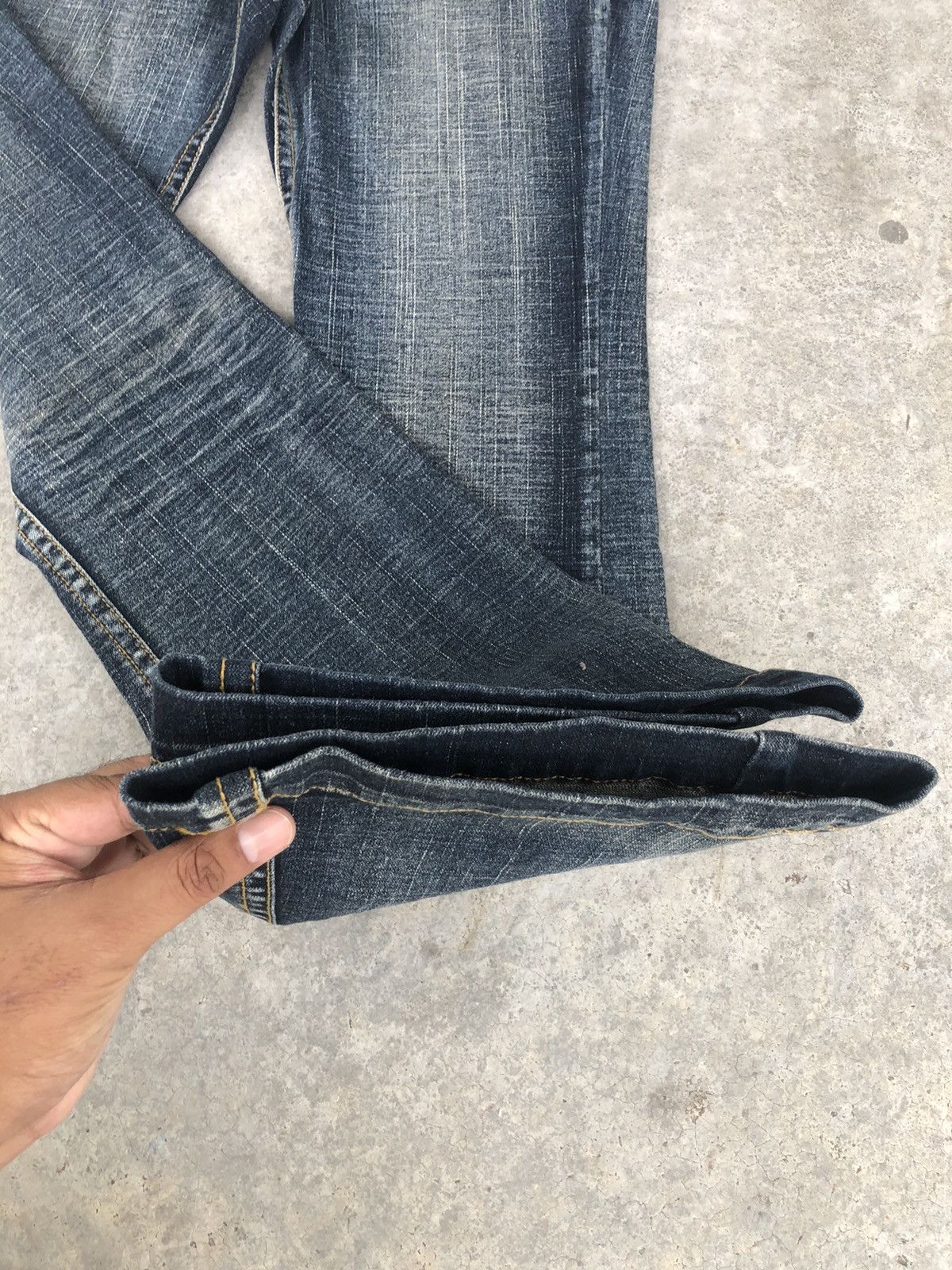 If Six Was Nine Japanese BCBG Flared Jeans Distressed Jeans Size US 32 / EU 48 - 13 Thumbnail