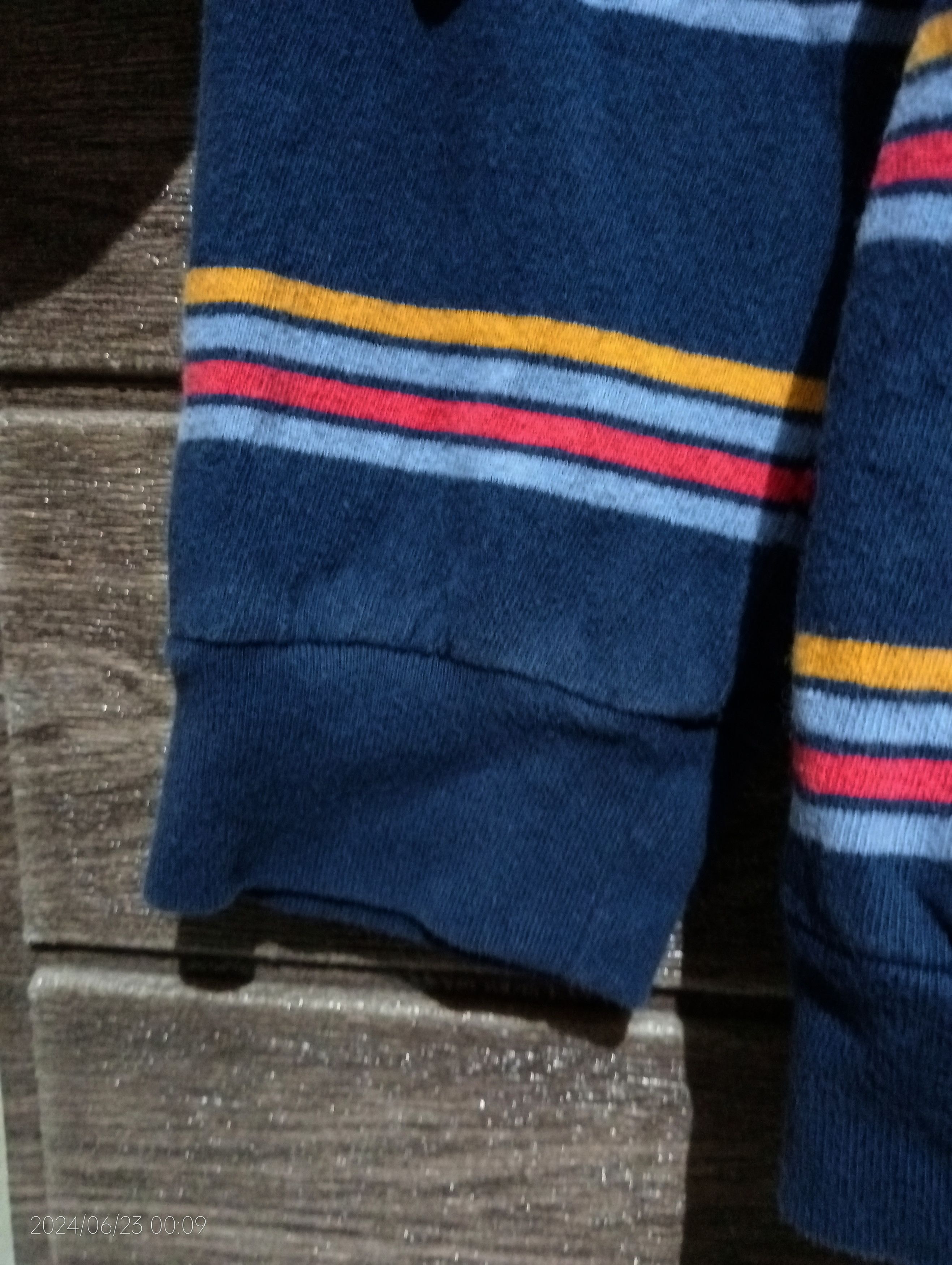 Levi's Vintage Levi's Stripe Crewneck Sweatshirt Size US S / EU 44-46 / 1 - 5 Thumbnail