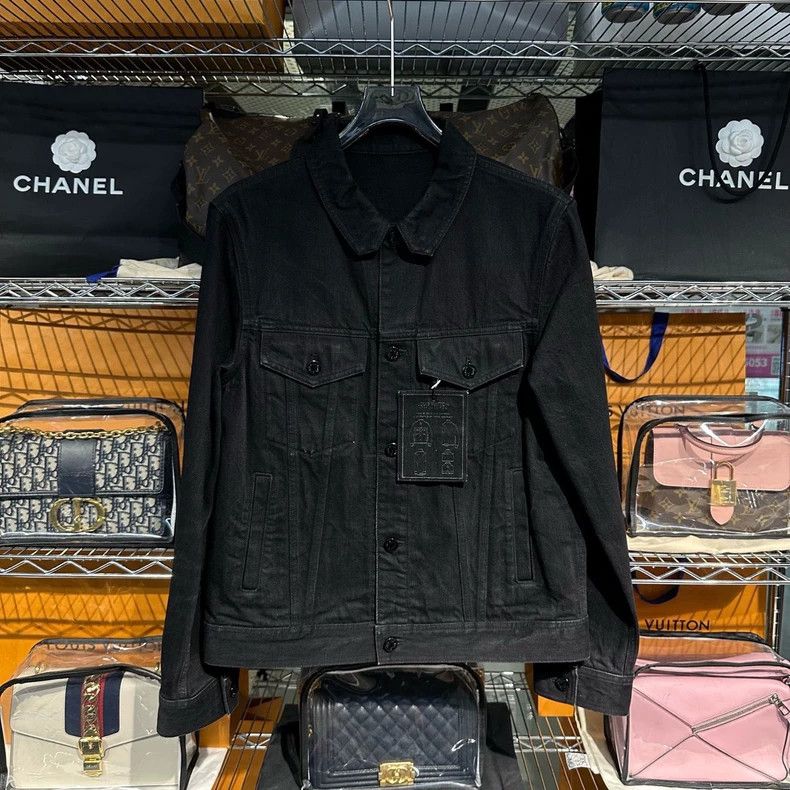 Louis Vuitton Louis Vuitton DNA tag denim jacket Size US M / EU 48-50 / 2 - 1 Thumbnail