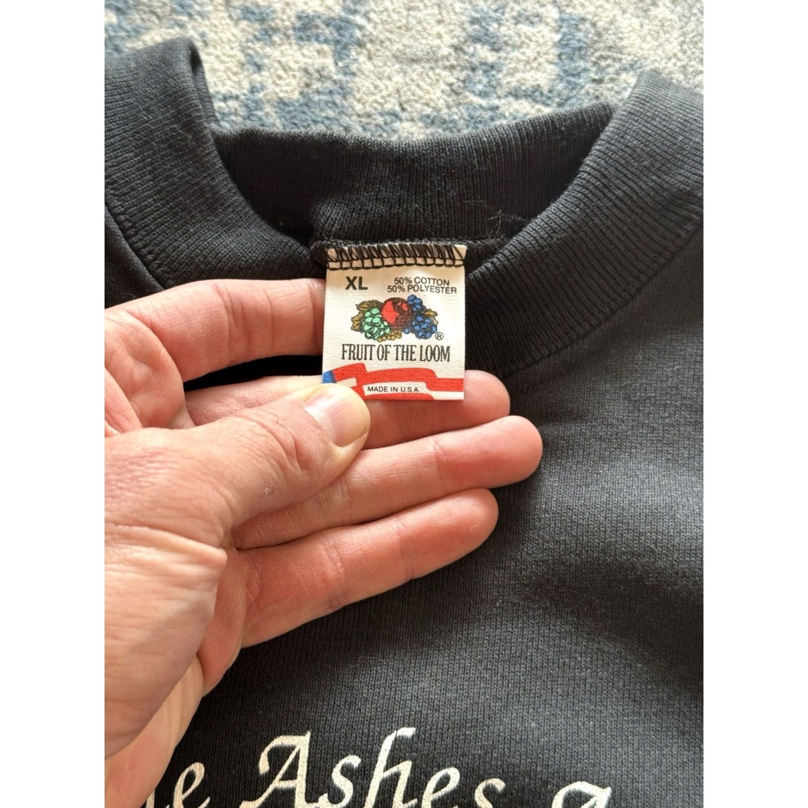 Fruit Of The Loom VINTAGE 80s Northern Aid Sweatshirt XL Troubles Noraid Sinn Fein History Black Fruit of the Loom Mens Size US XL / EU 56 / 4 - 3 Thumbnail